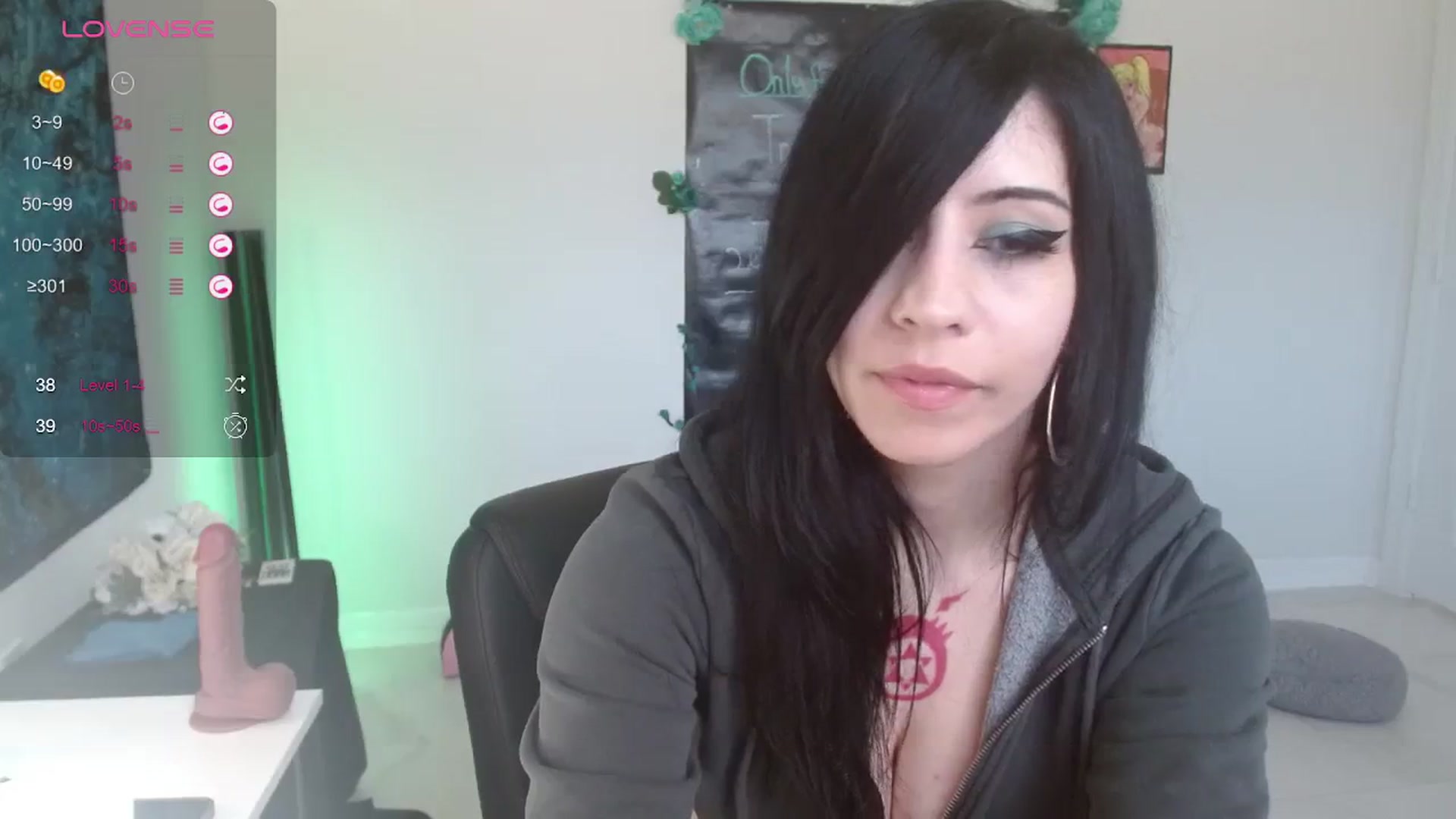 Gallery image thumbnail from Emoxbunny's myfreecams stream on, 01/13/2024, 20:38 image 3 of 20