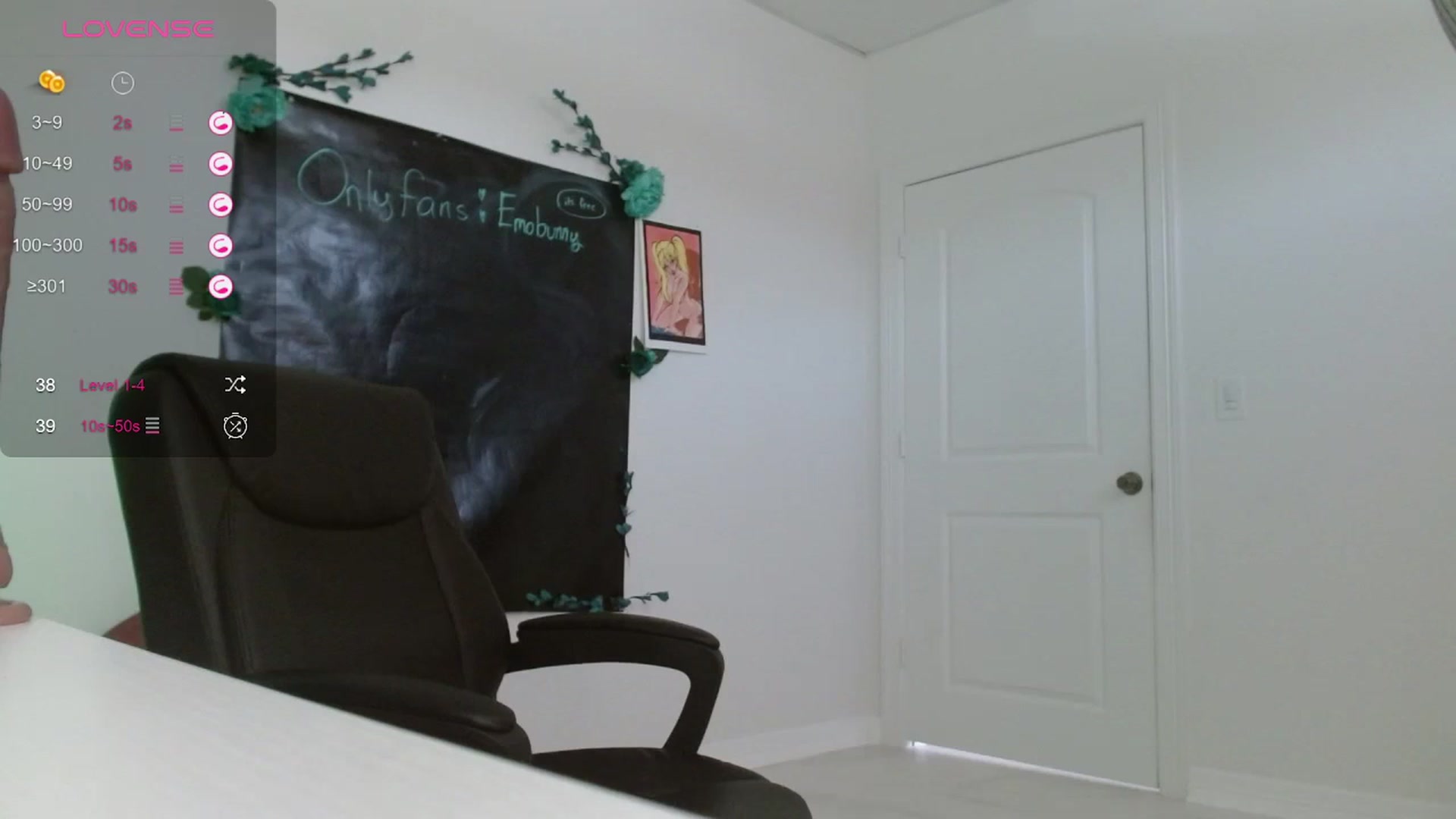 Gallery image thumbnail from Emoxbunny's myfreecams stream on, 01/19/2024, 20:07 image 17 of 20