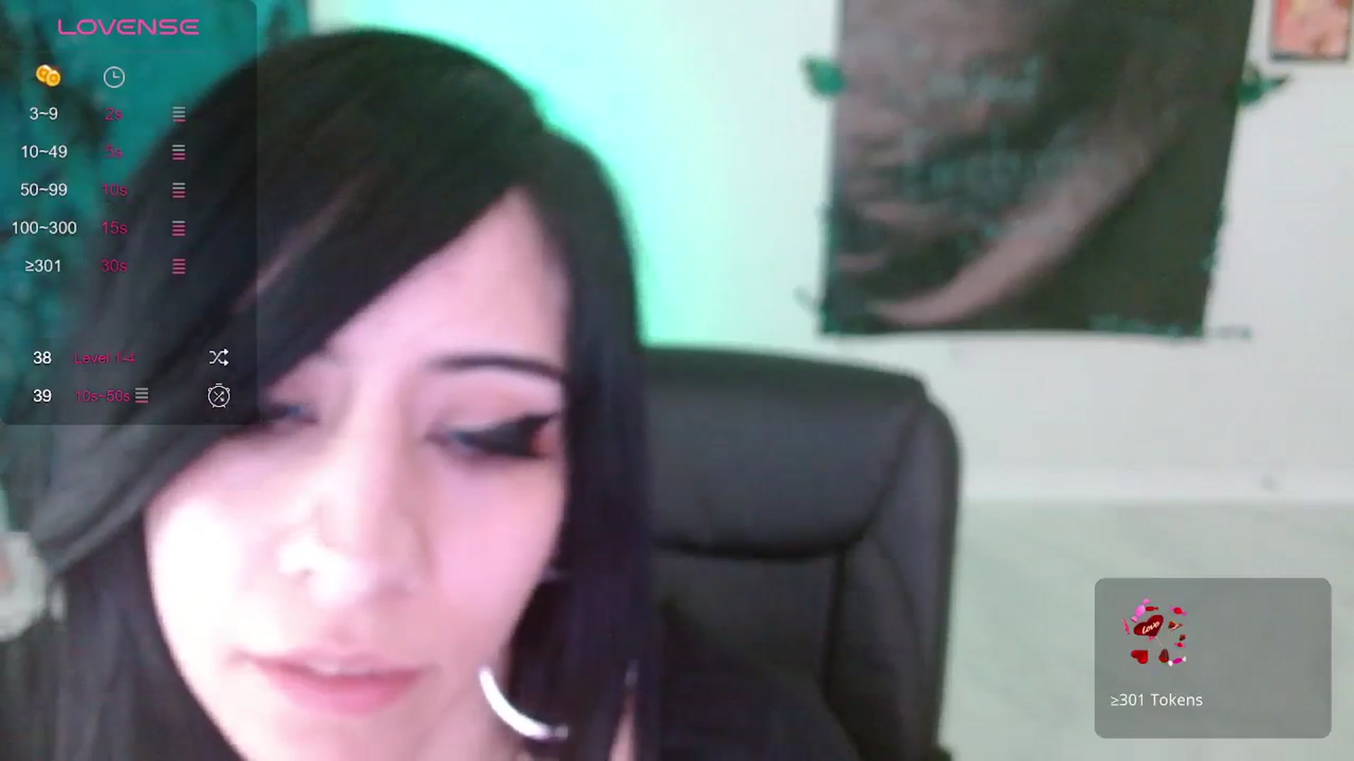 Gallery image thumbnail from Emoxbunny's myfreecams stream on, 01/20/2024, 22:17 image 4 of 20
