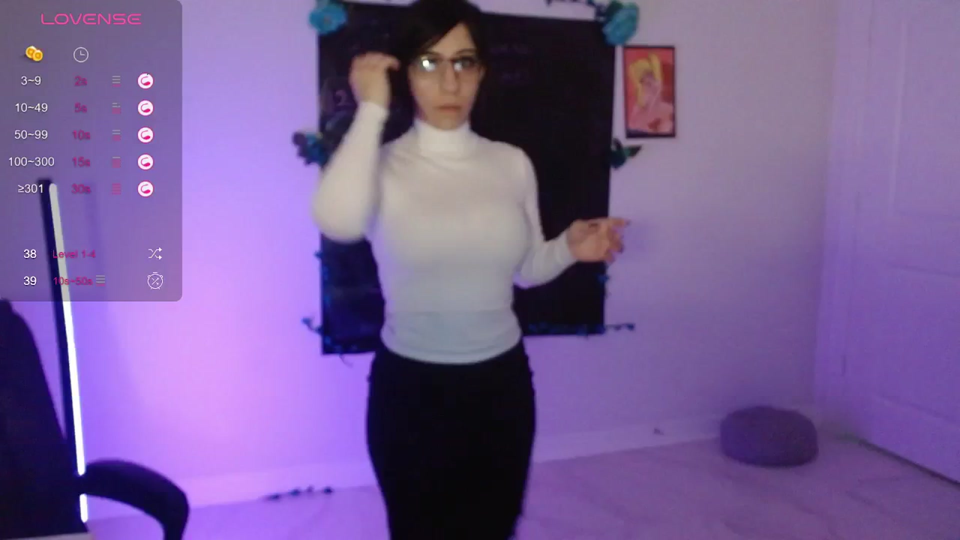 Gallery image thumbnail from Emoxbunny's myfreecams stream on, 01/23/2024, 21:43 image 1 of 20