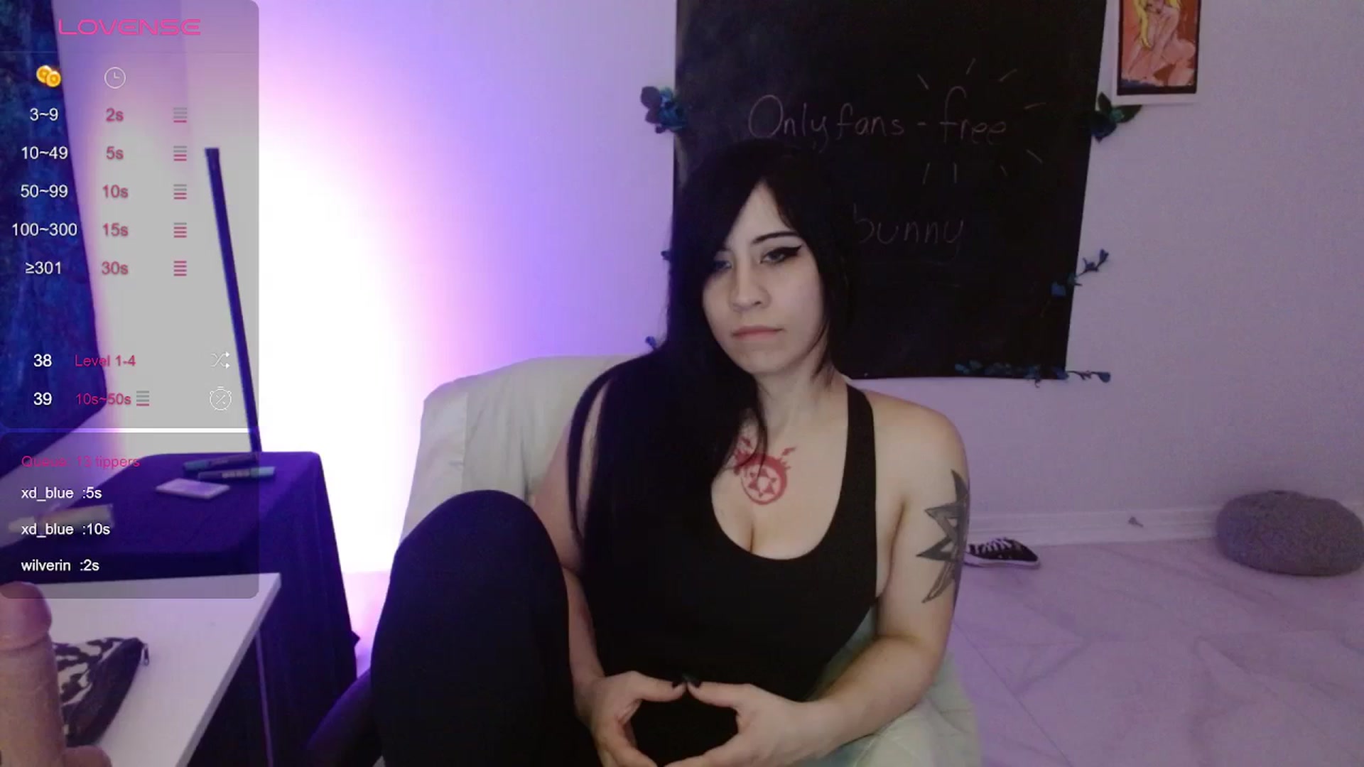 Gallery image thumbnail from Emoxbunny's myfreecams stream on, 01/24/2024, 16:58 image 16 of 20