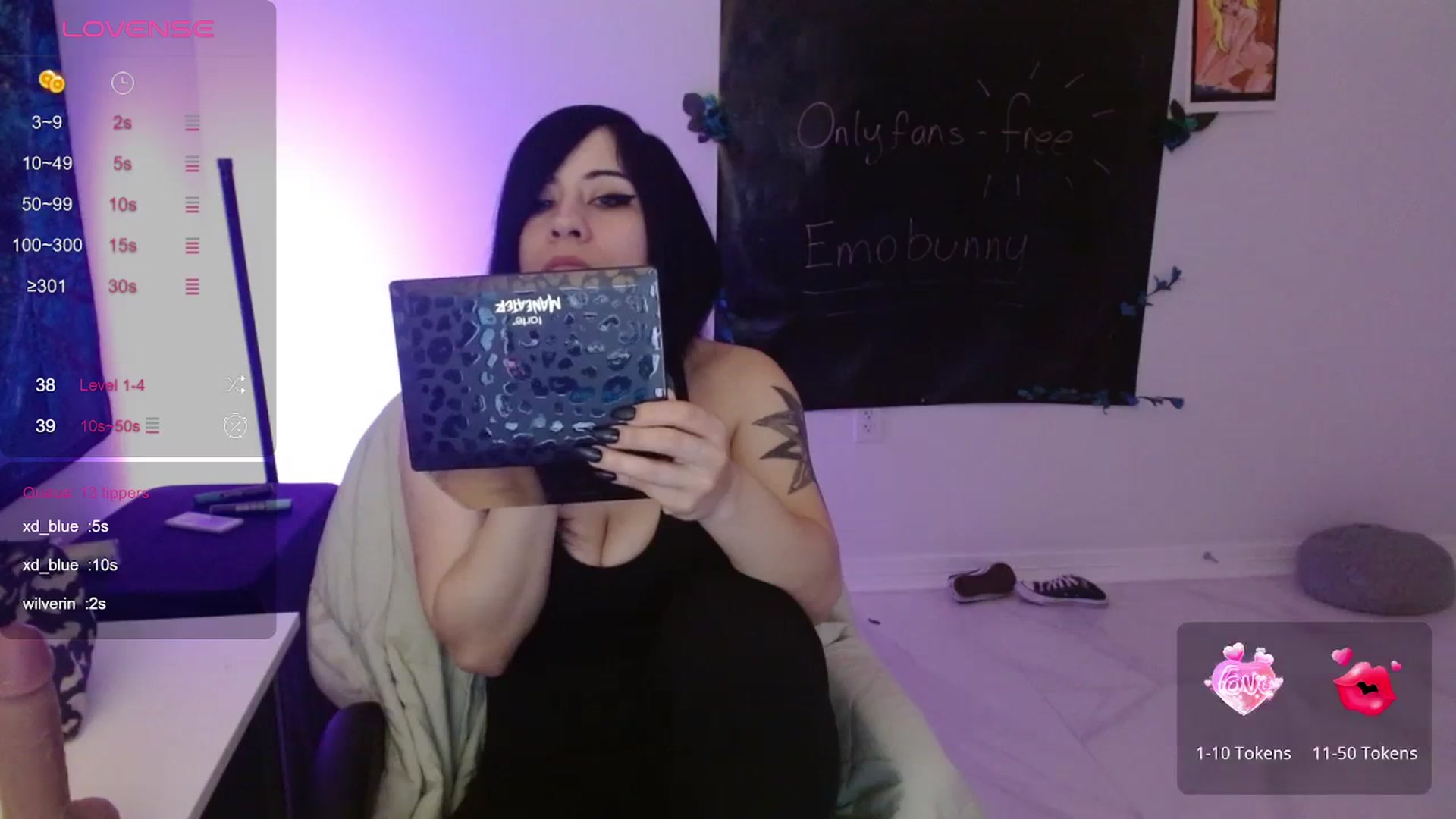 Gallery image thumbnail from Emoxbunny's myfreecams stream on, 01/24/2024, 16:58 image 13 of 20