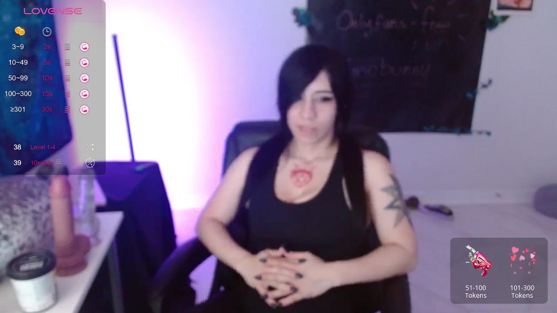 Gallery image thumbnail from Emoxbunny's myfreecams stream on, 01/24/2024, 19:49 image 19 of 20