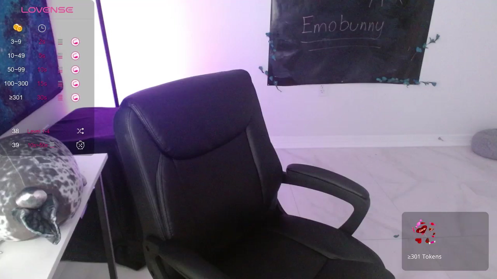 Gallery image thumbnail from Emoxbunny's myfreecams stream on, 01/26/2024, 20:10 image 12 of 20