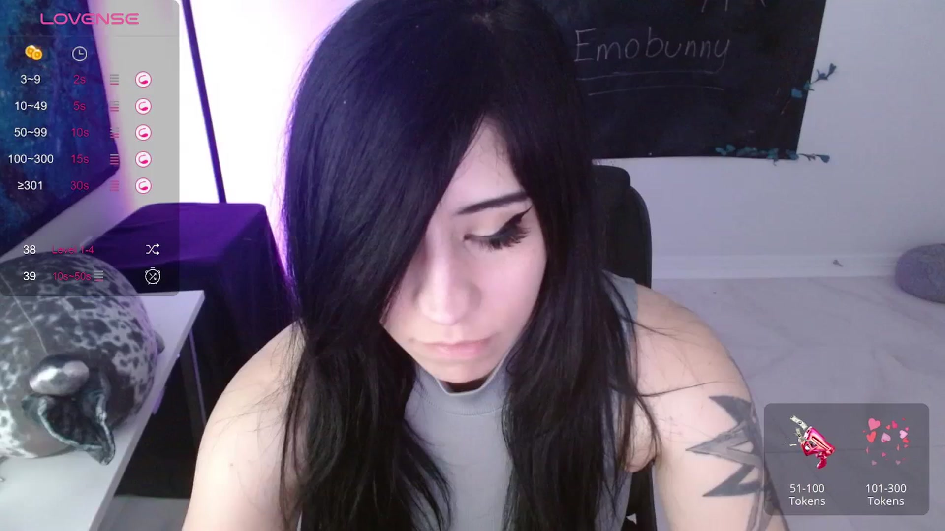 Gallery image thumbnail from Emoxbunny's myfreecams stream on, 01/26/2024, 20:10 image 10 of 20