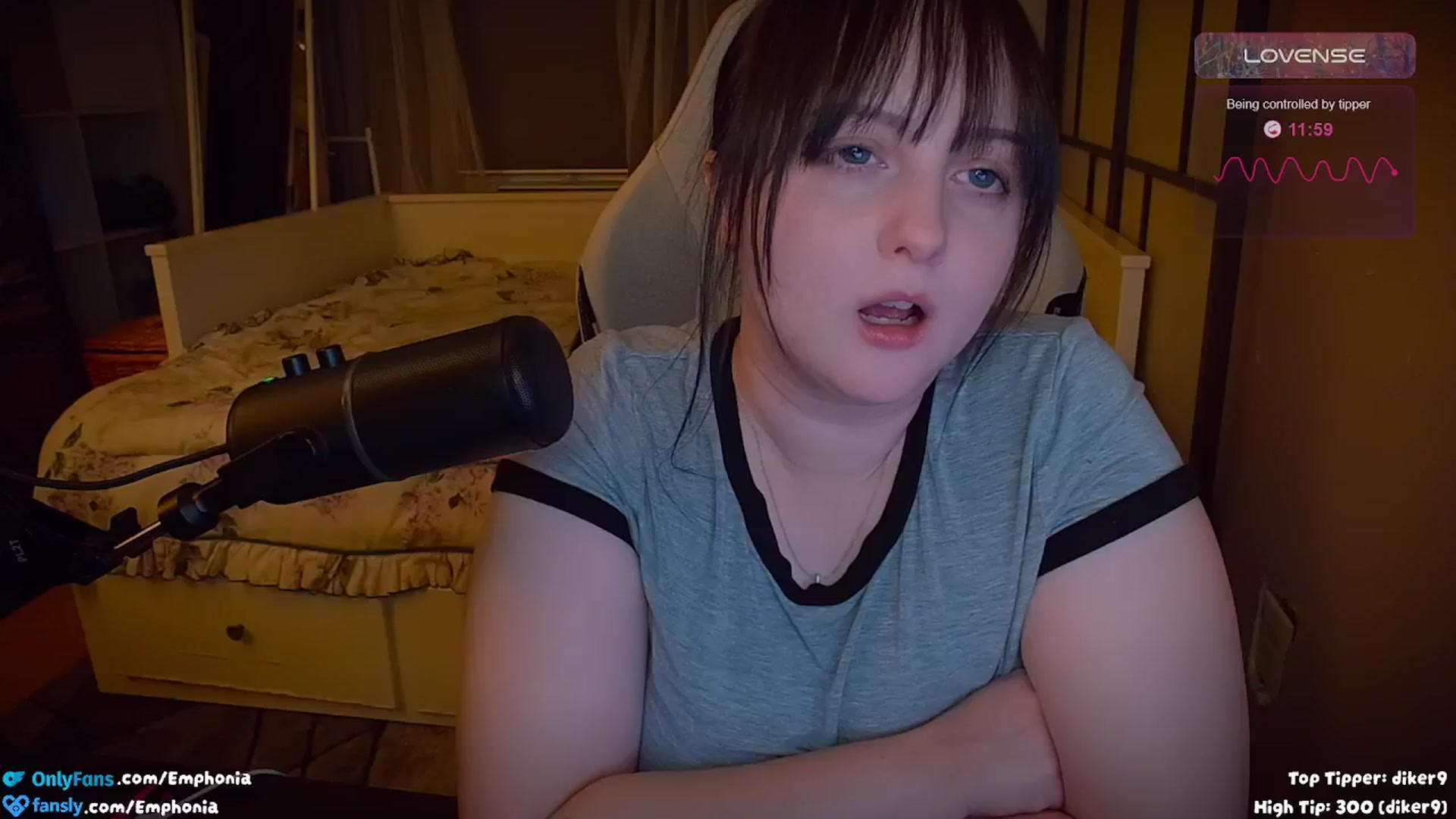 Gallery image thumbnail from Emphonia's myfreecams stream on, 08/11/2024, 06:04 image 15 of 20