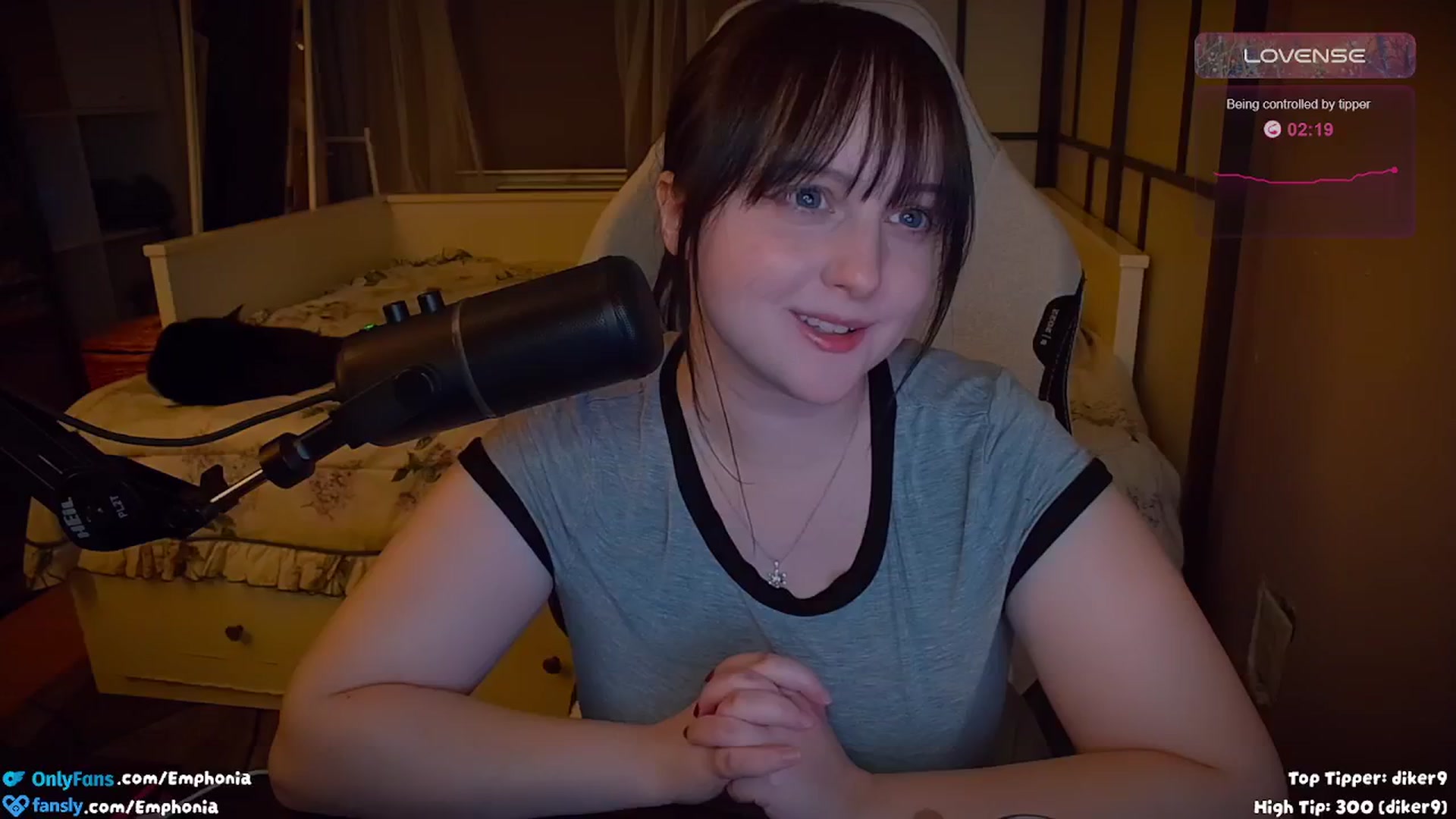 Gallery image thumbnail from Emphonia's myfreecams stream on, 08/11/2024, 06:04 image 11 of 20