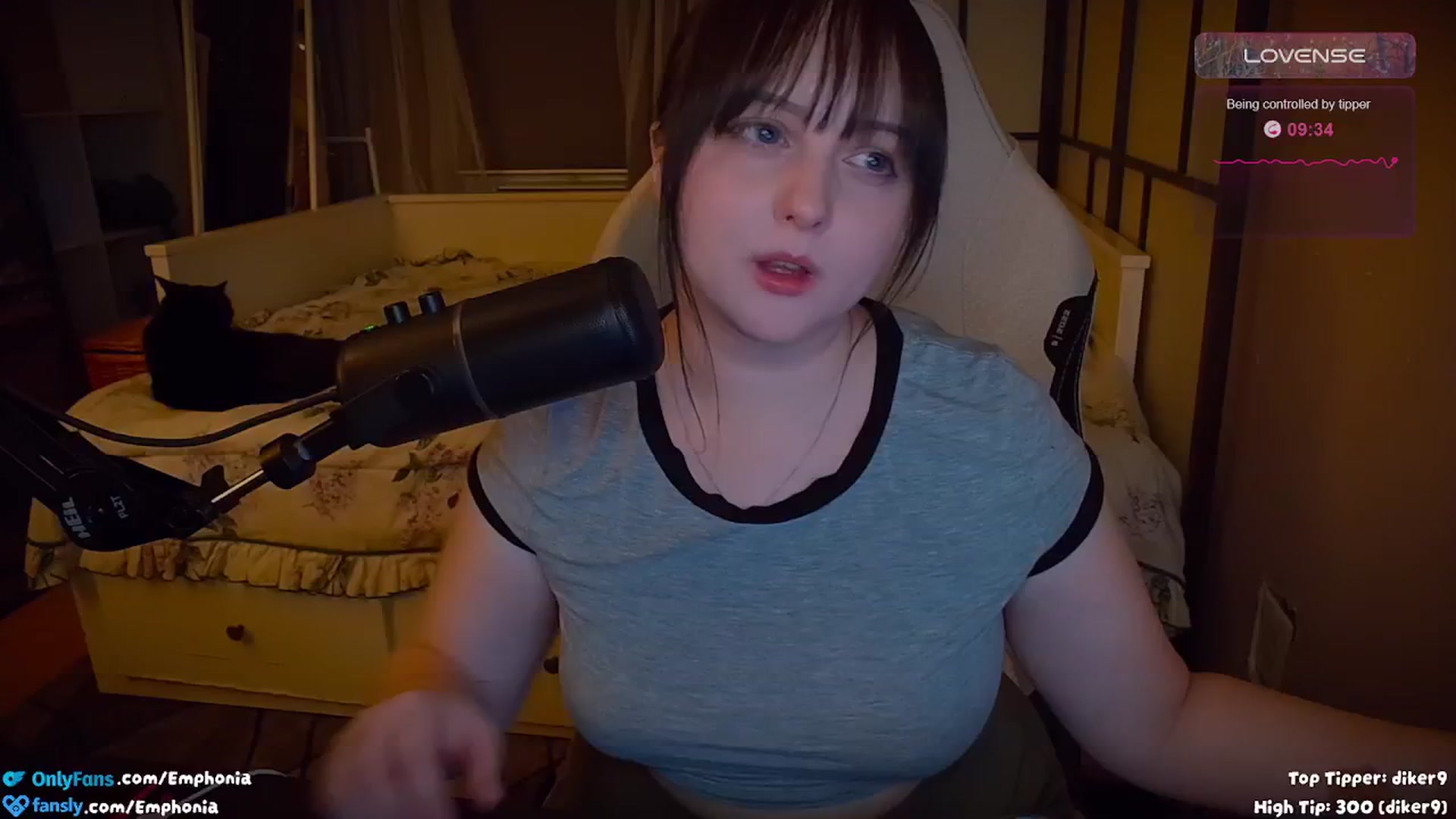 Gallery image thumbnail from Emphonia's myfreecams stream on, 08/11/2024, 06:04 image 14 of 20