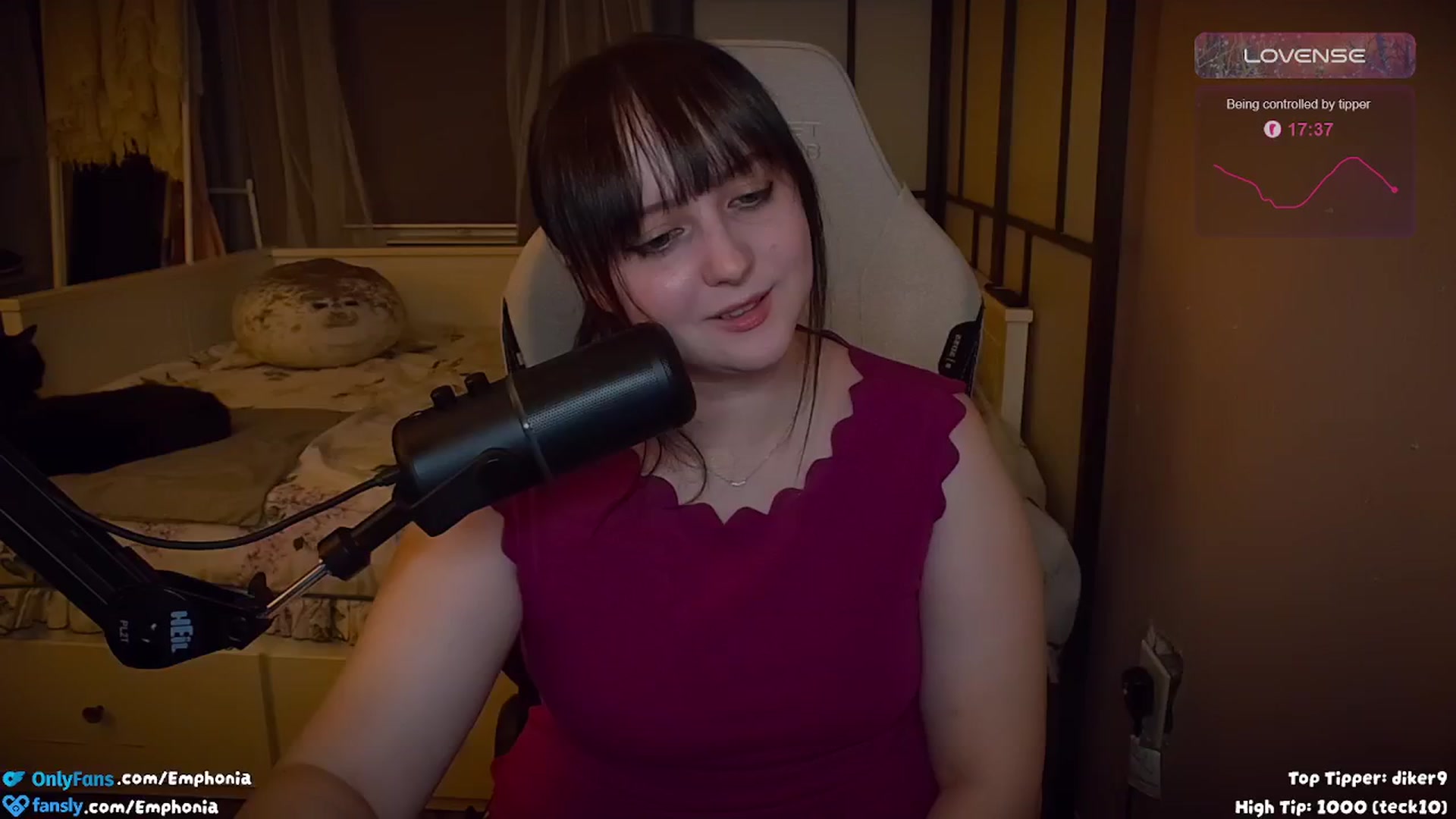 Gallery image thumbnail from Emphonia's myfreecams stream on, 08/17/2024, 03:25 image 6 of 20