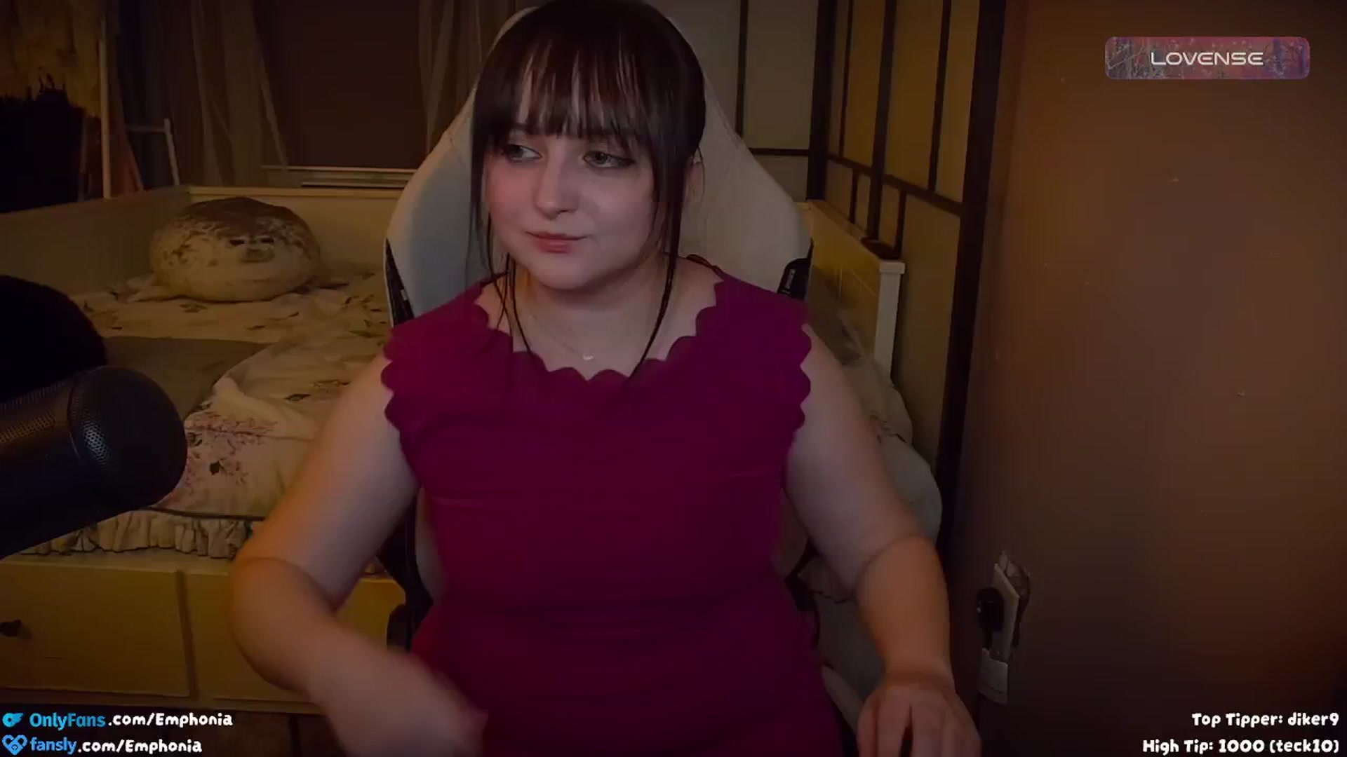 Gallery image thumbnail from Emphonia's myfreecams stream on, 08/17/2024, 03:25 image 13 of 20