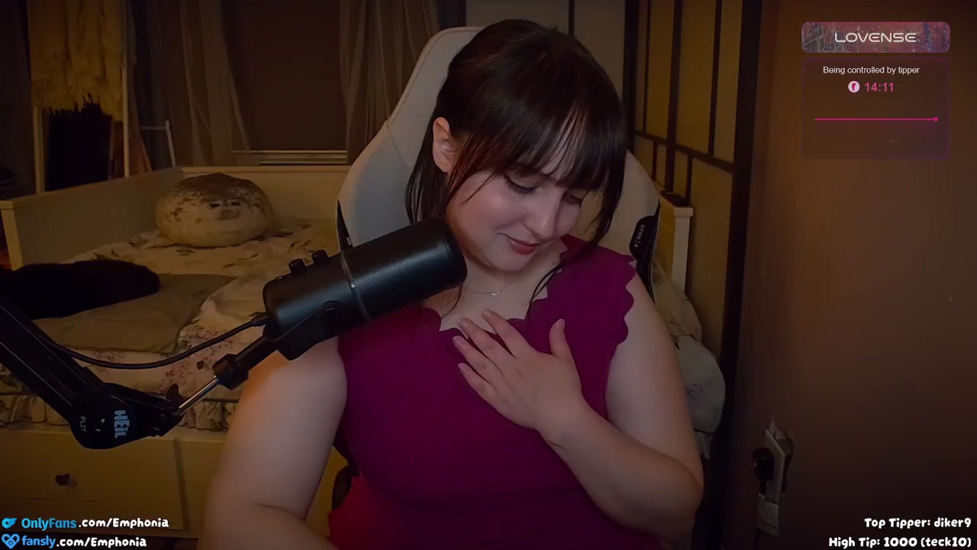 Gallery image thumbnail from Emphonia's myfreecams stream on, 08/17/2024, 03:25 image 4 of 20