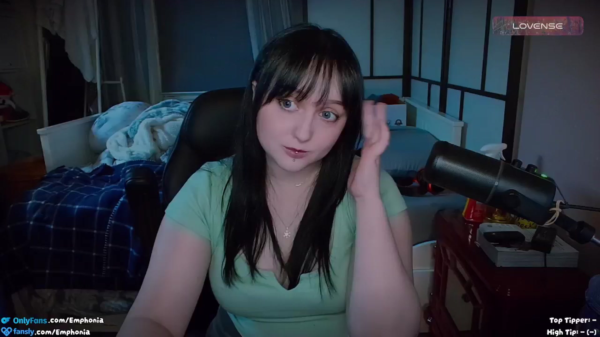 Gallery image thumbnail from Emphonia's myfreecams stream on, 09/07/2024, 01:32 image 10 of 20
