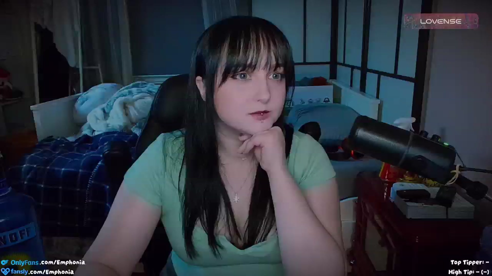 Gallery image thumbnail from Emphonia's myfreecams stream on, 09/07/2024, 01:32 image 19 of 20