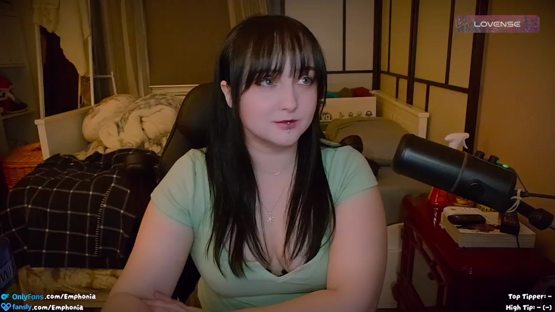 Gallery image thumbnail from Emphonia's myfreecams stream on, 09/07/2024, 03:56 image 2 of 20