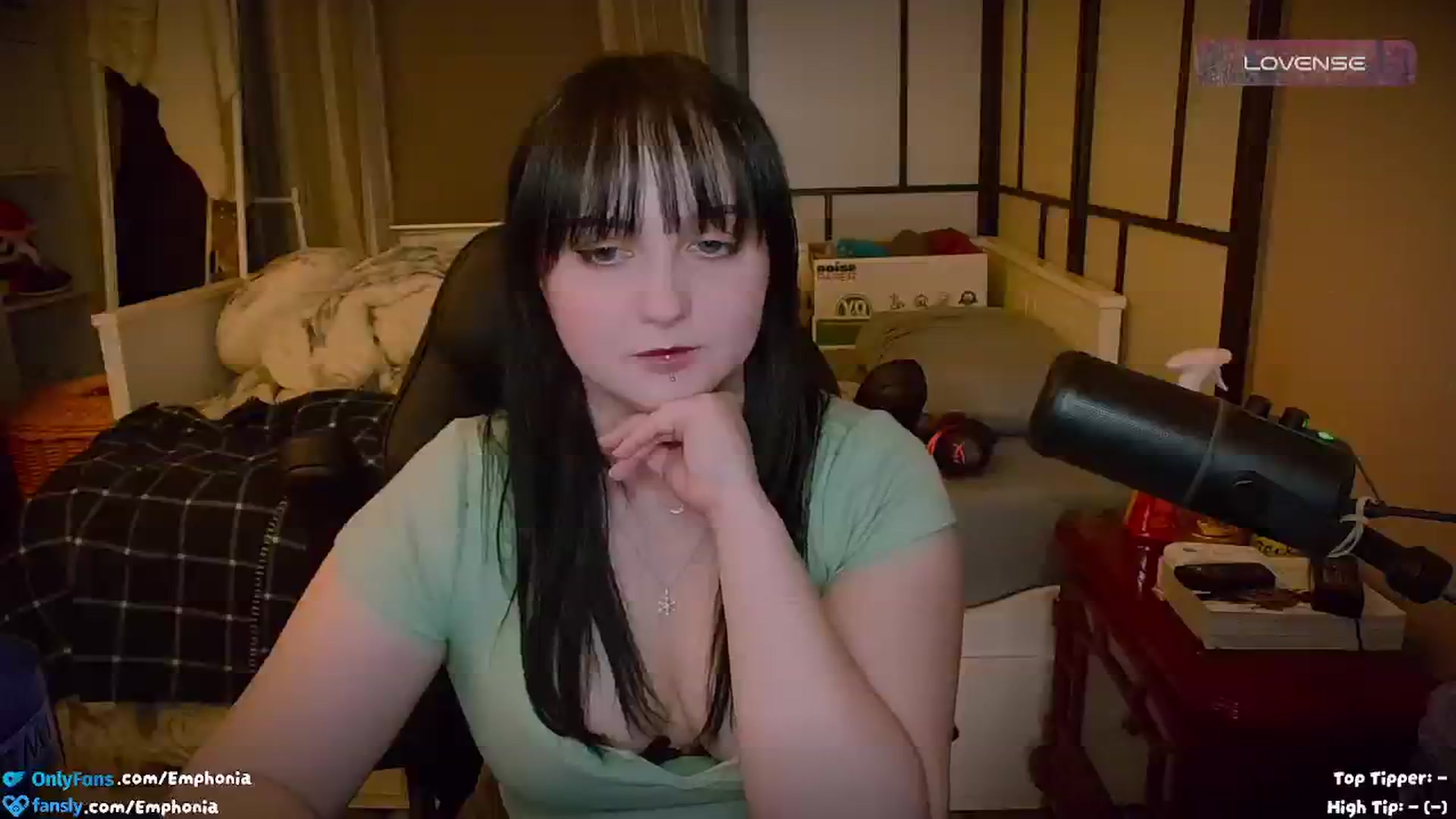 Gallery image thumbnail from Emphonia's myfreecams stream on, 09/07/2024, 03:56 image 7 of 20