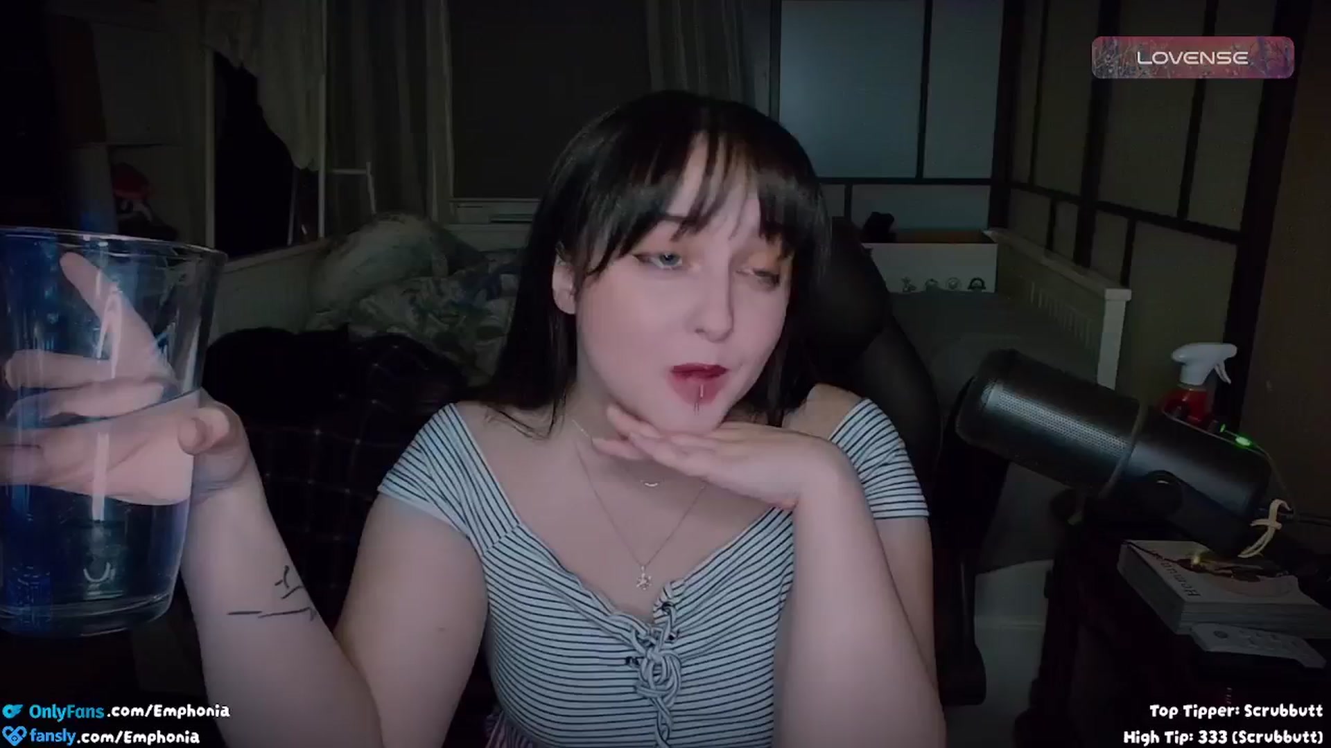 Gallery image thumbnail from Emphonia's myfreecams stream on, 09/08/2024, 04:58 image 19 of 20