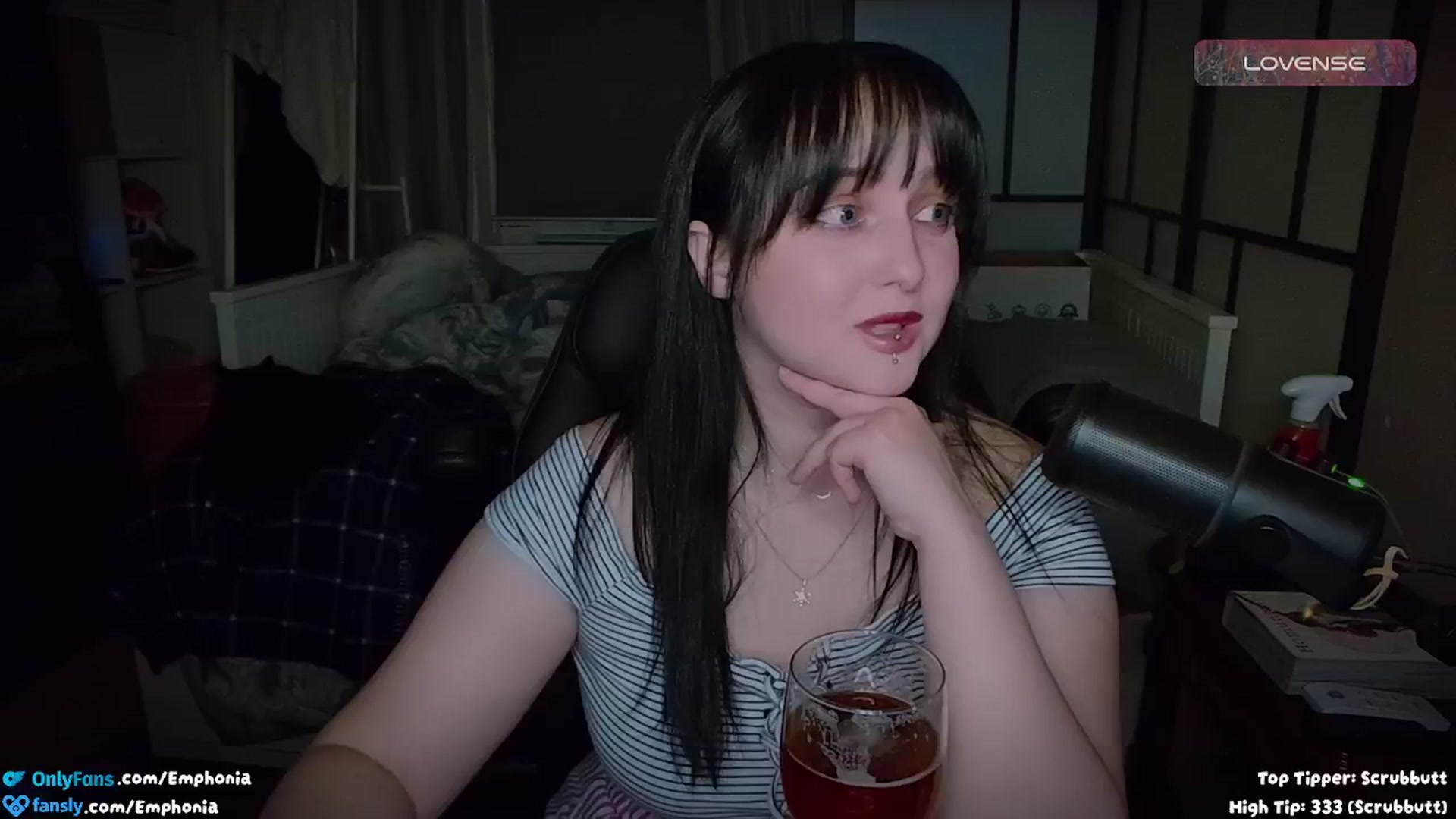 Gallery image thumbnail from Emphonia's myfreecams stream on, 09/08/2024, 04:58 image 13 of 20