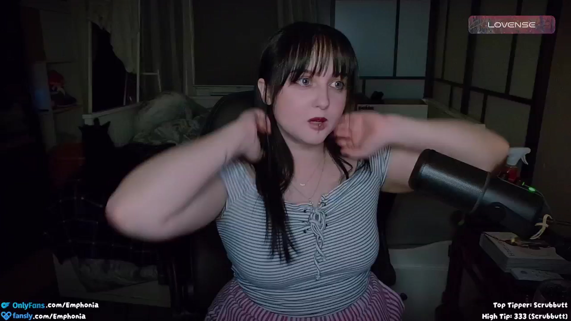 Gallery image thumbnail from Emphonia's myfreecams stream on, 09/08/2024, 04:58 image 15 of 20