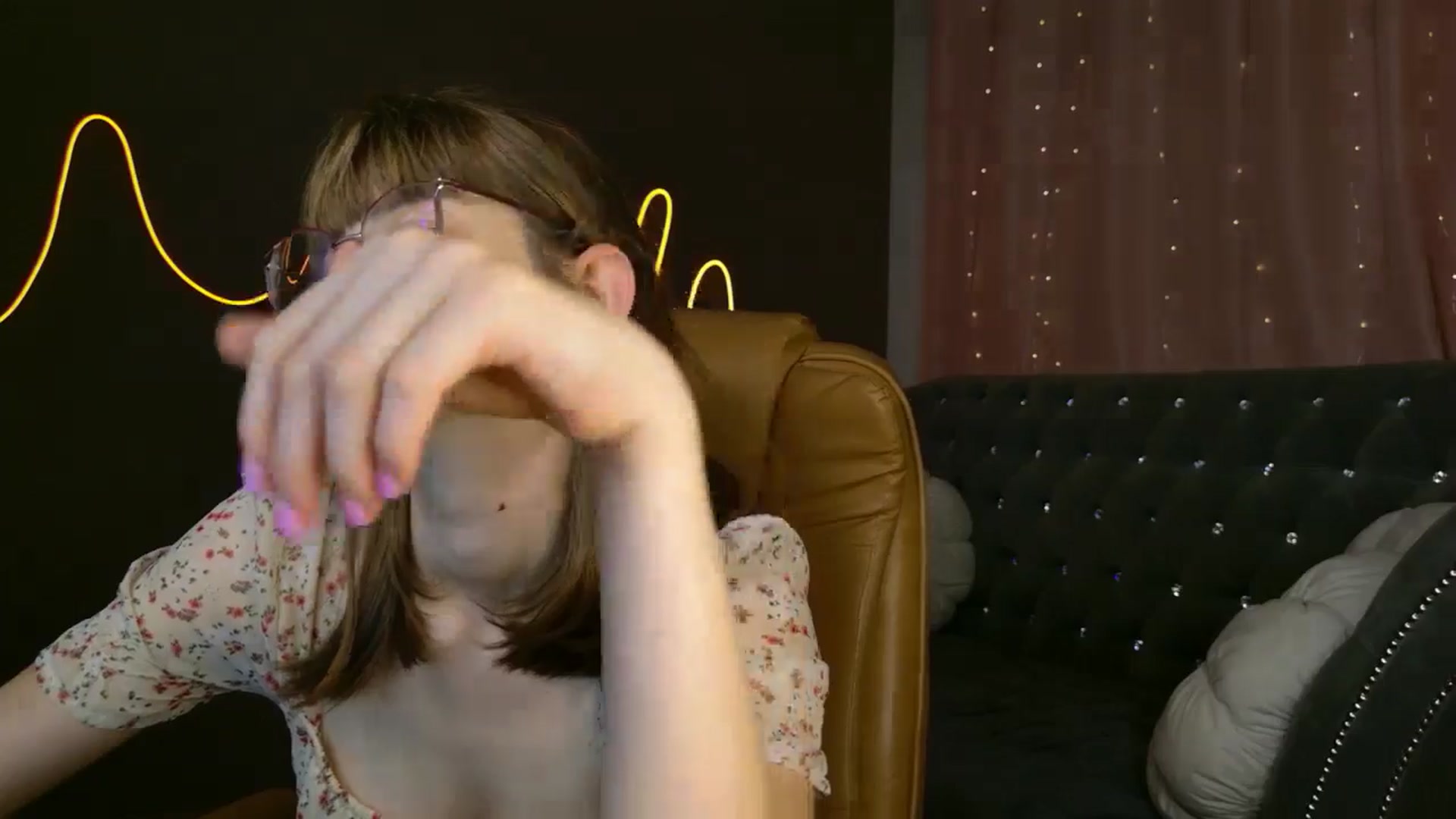 Gallery image thumbnail from EmyLure's myfreecams stream on, 09/14/2025, 18:15 image 8 of 20