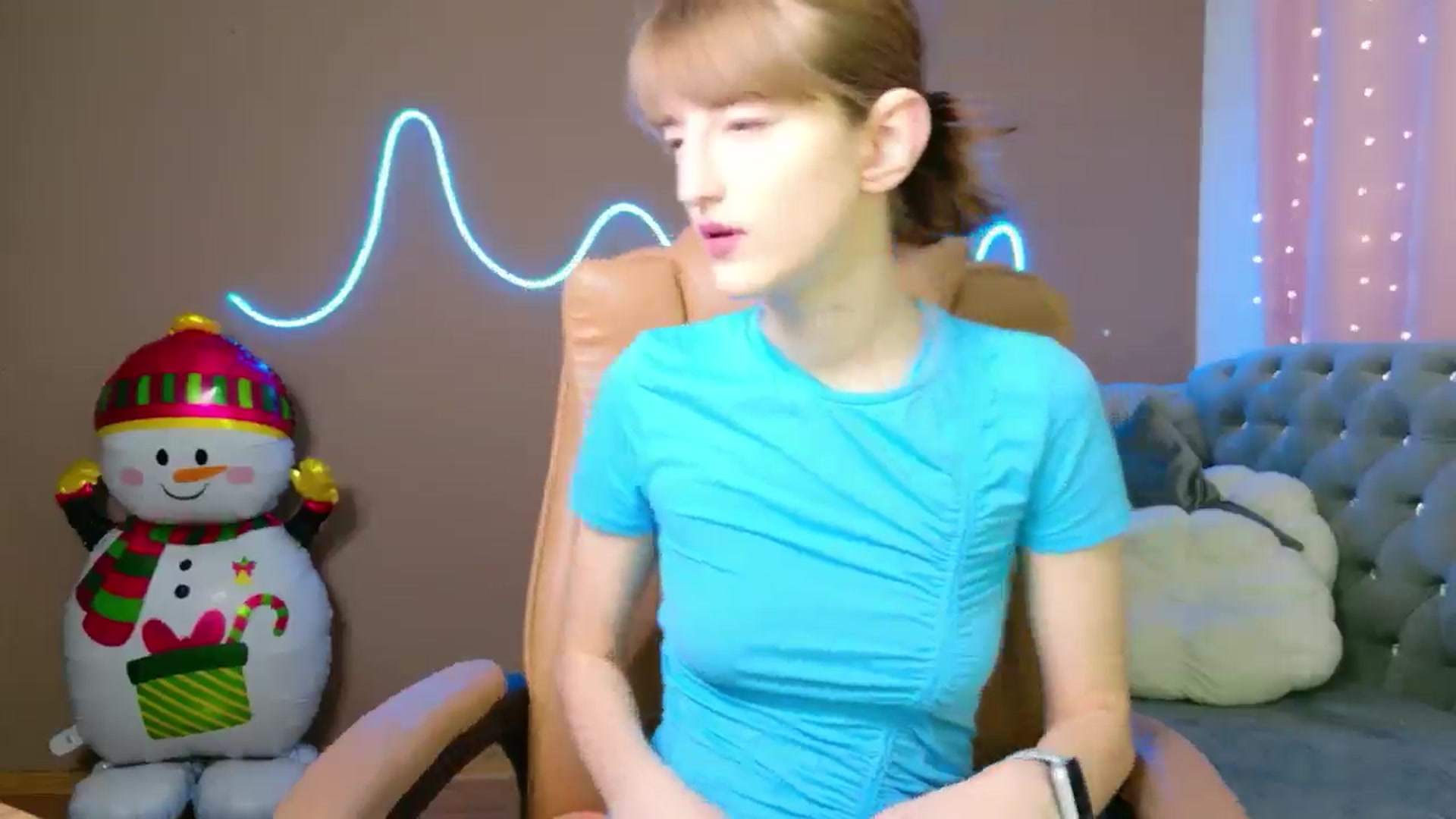 Gallery image thumbnail from EmyLure's myfreecams stream on, 12/07/2025, 16:51 image 20 of 20