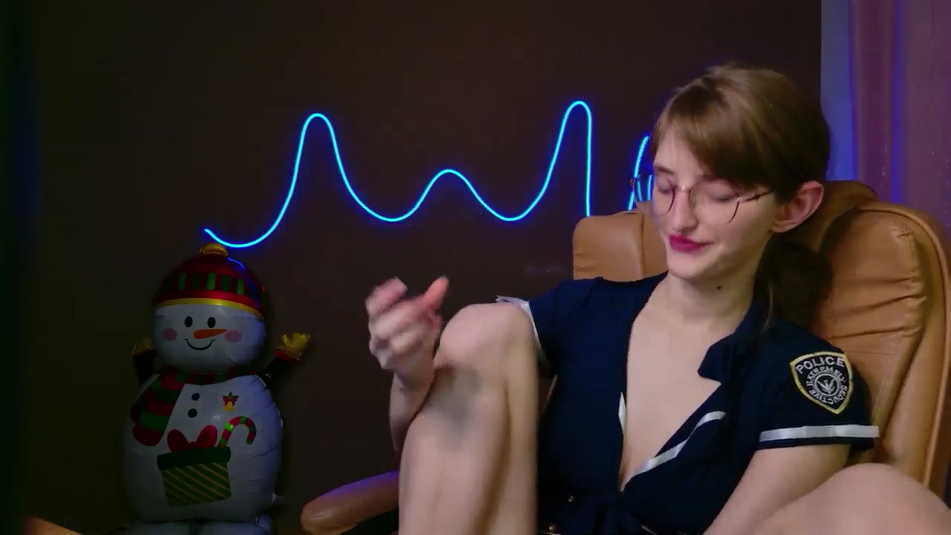 Gallery image thumbnail from EmyLure's myfreecams stream on, 12/29/2025, 13:48 image 13 of 20