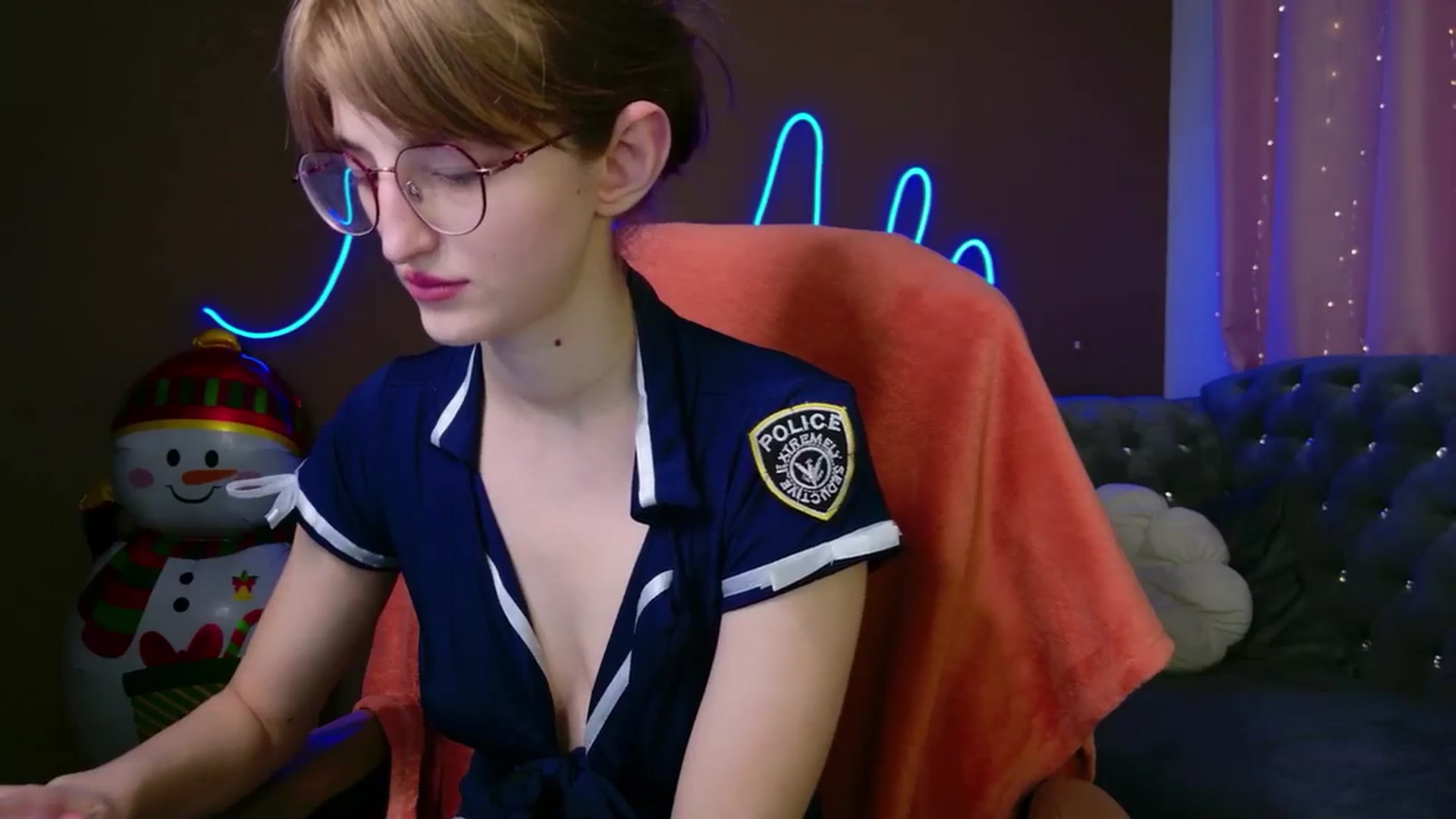 Gallery image thumbnail from EmyLure's myfreecams stream on, 12/29/2025, 17:25 image 4 of 20