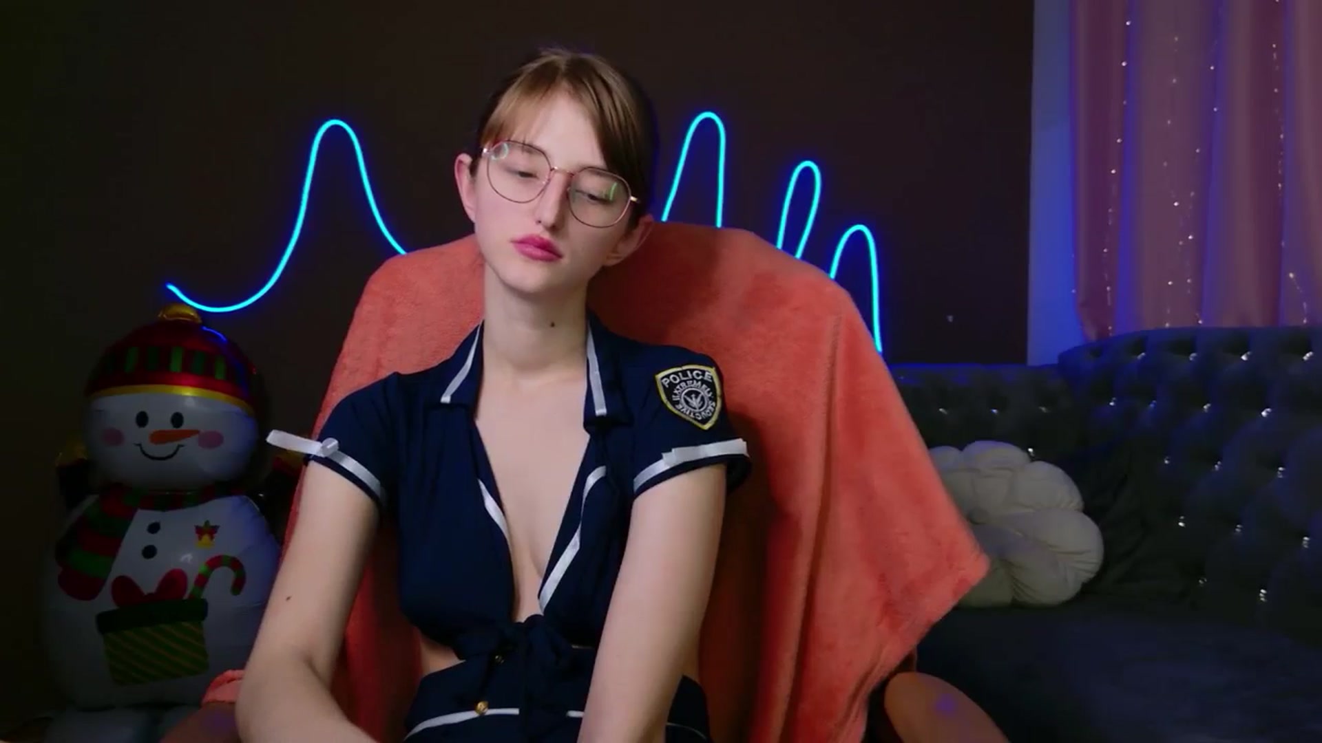 Gallery image thumbnail from EmyLure's myfreecams stream on, 12/29/2025, 17:25 image 2 of 20