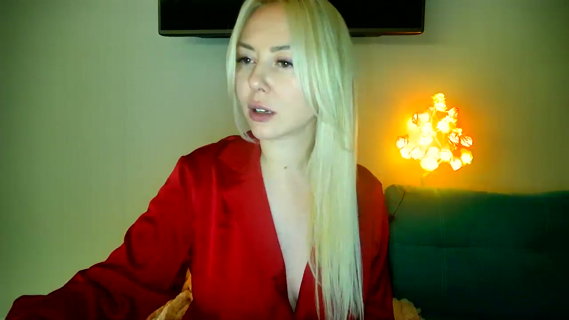 Gallery image thumbnail from Enarisse's myfreecams stream on, 01/04/2026, 16:09 image 15 of 20