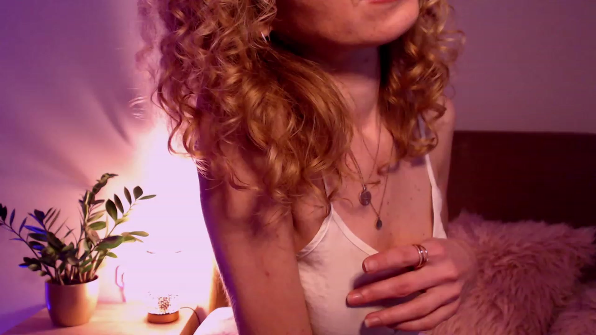 Gallery image thumbnail from Enchanti's myfreecams stream on, 02/27/2023, 09:30 image 6 of 20
