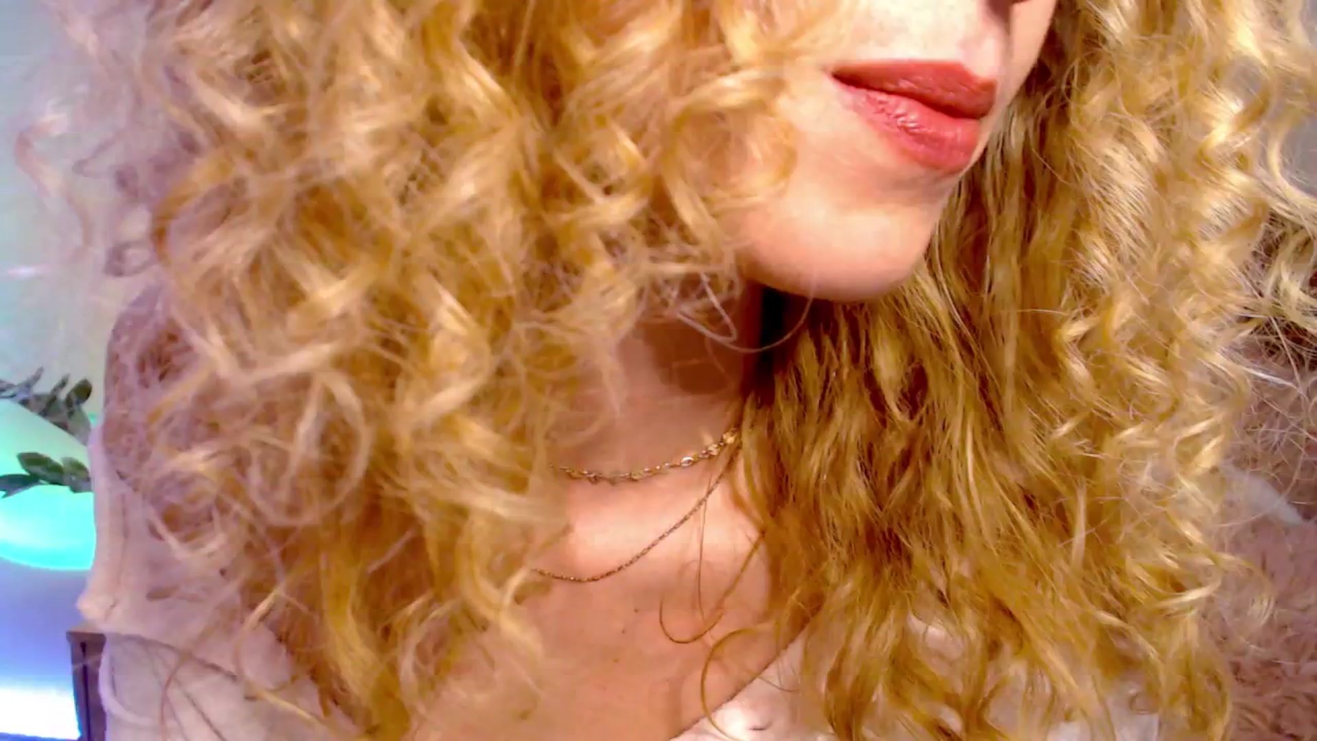 Gallery image thumbnail from Enchanti's myfreecams stream on, 01/23/2025, 16:12 image 17 of 20