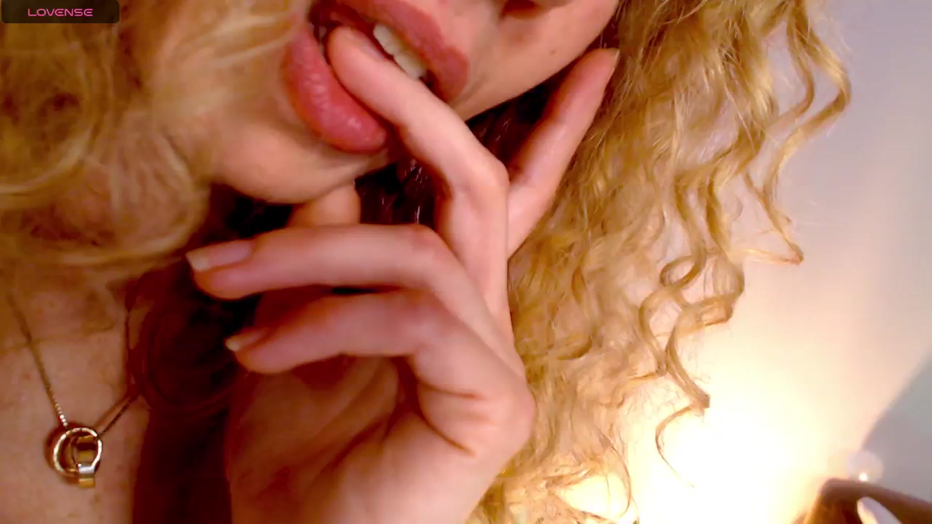 Gallery image thumbnail from Enchanti's myfreecams stream on, 02/10/2025, 19:14 image 17 of 20