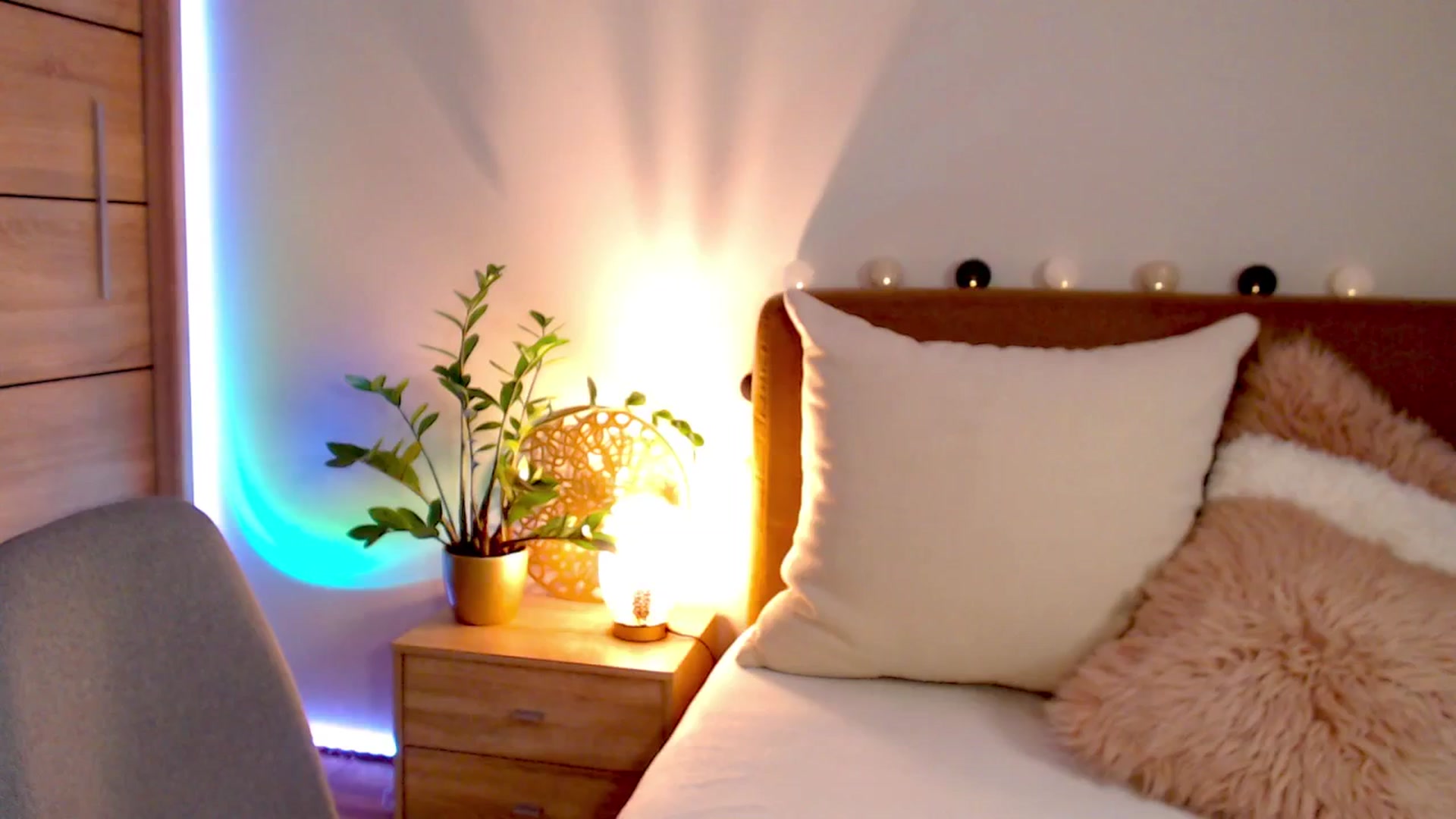 Gallery image thumbnail from Enchanti's myfreecams stream on, 04/04/2025, 16:10 image 4 of 20