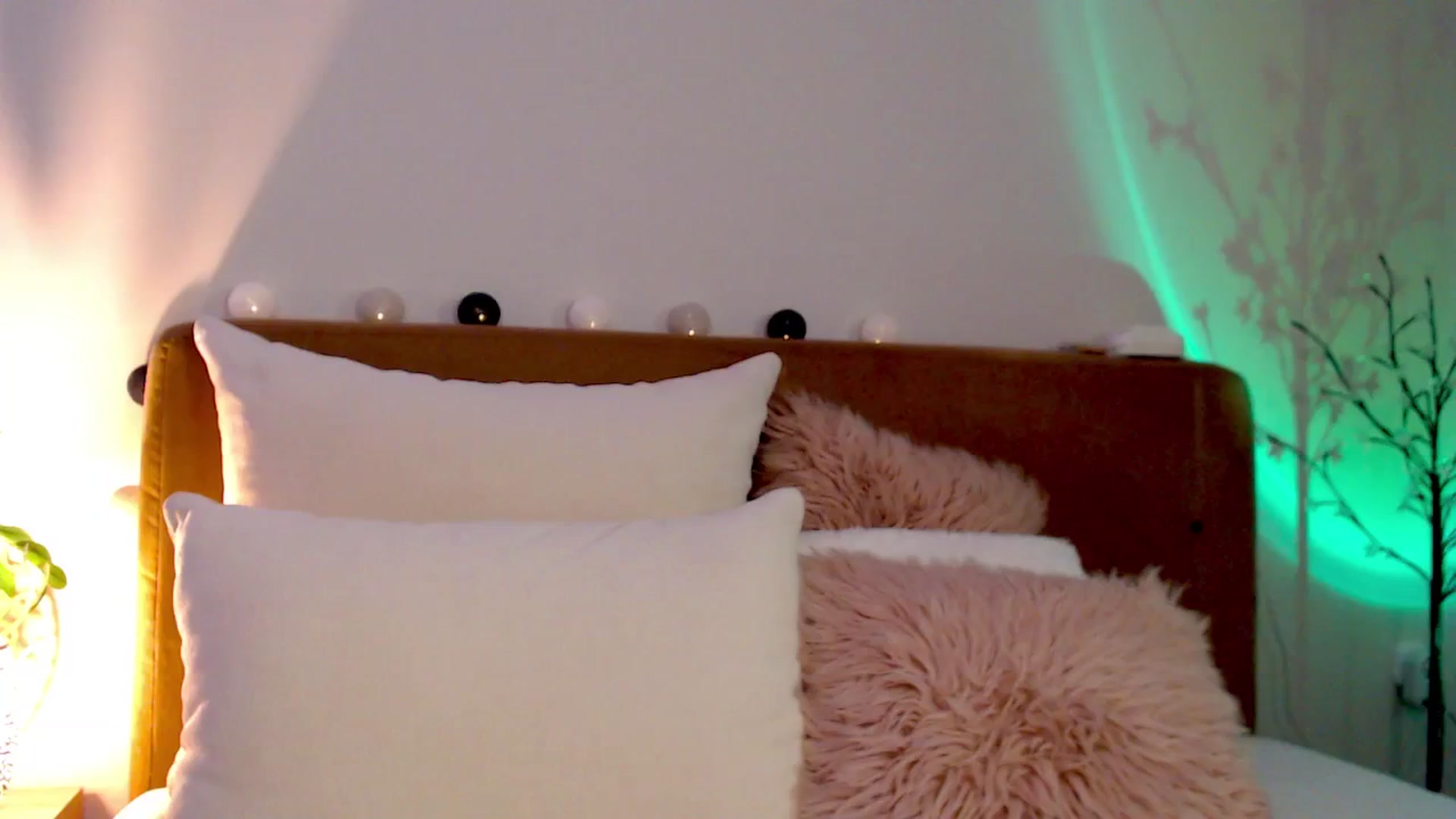 Gallery image thumbnail from Enchanti's myfreecams stream on, 10/21/2025, 17:12 image 20 of 20