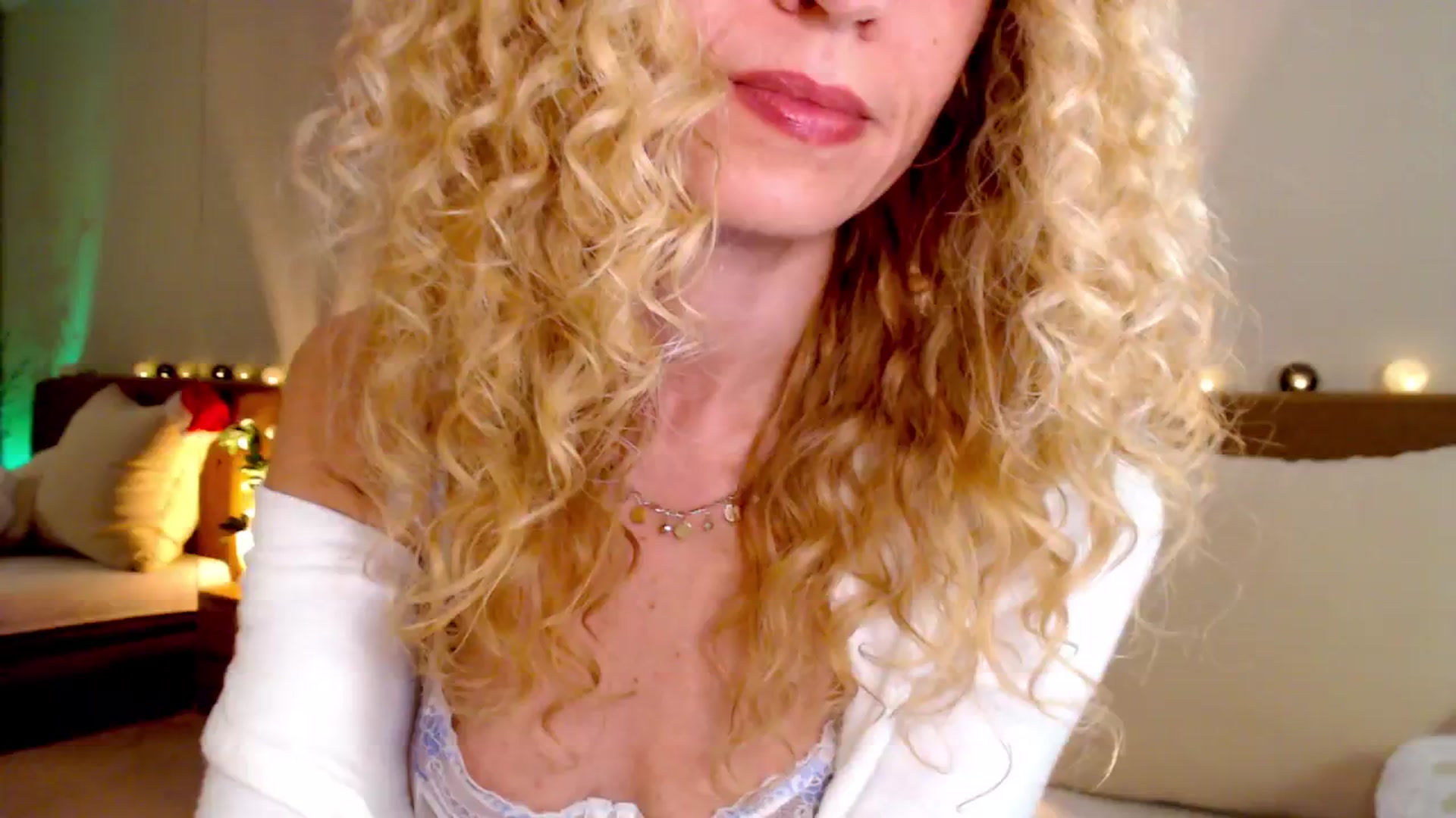 Gallery image thumbnail from Enchanti's myfreecams stream on, 01/09/2026, 16:38 image 19 of 20