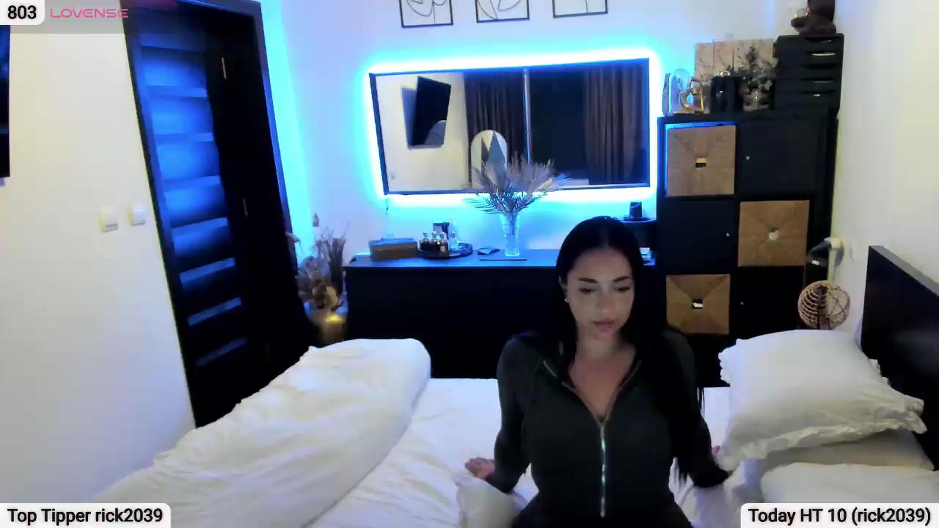 Gallery image thumbnail from EndlessJoy's myfreecams stream on, 09/14/2026, 06:51 image 1 of 20