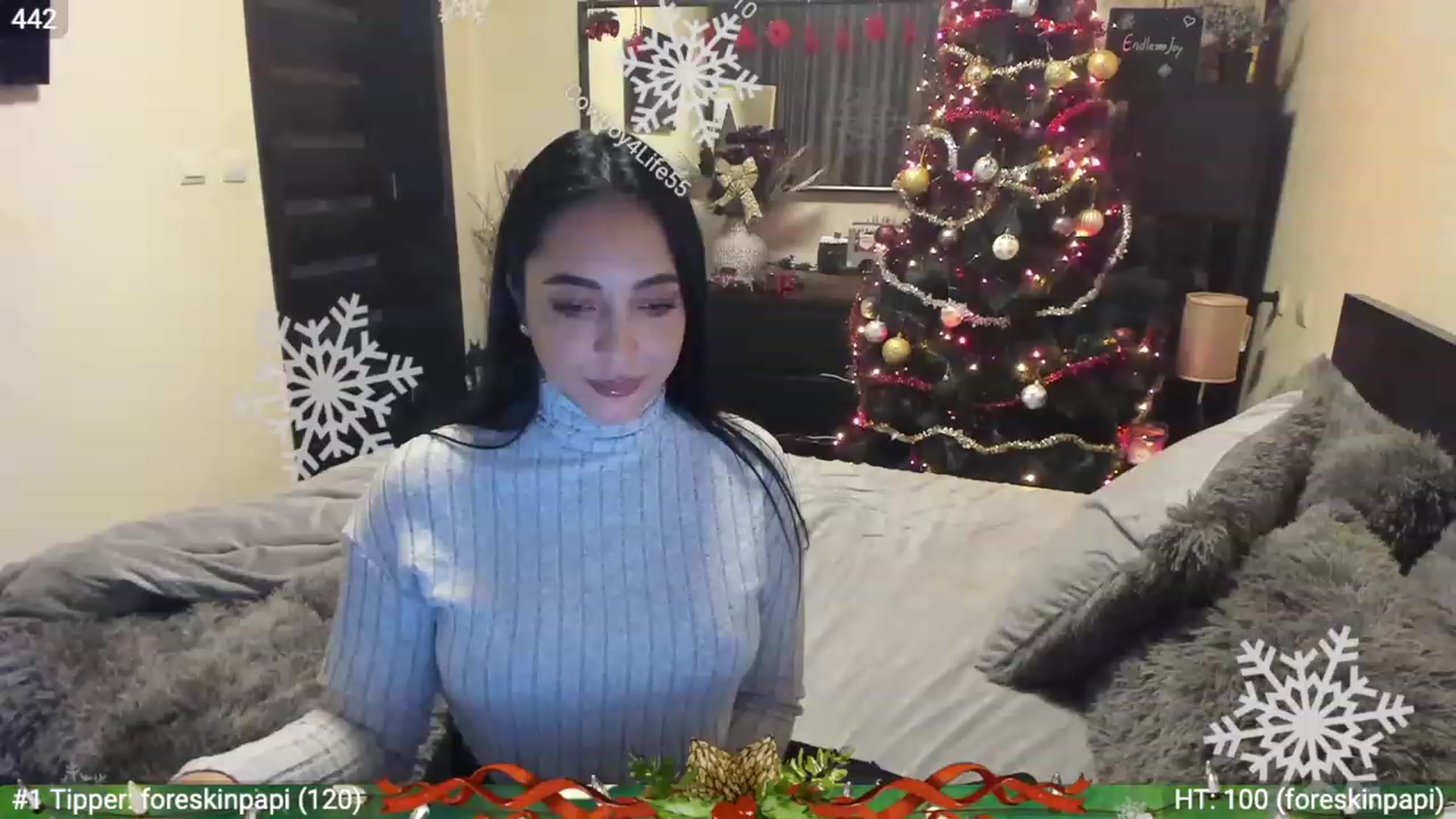 Gallery image thumbnail from EndlesssJoy's myfreecams stream on, 12/15/2022, 03:34 image 17 of 20
