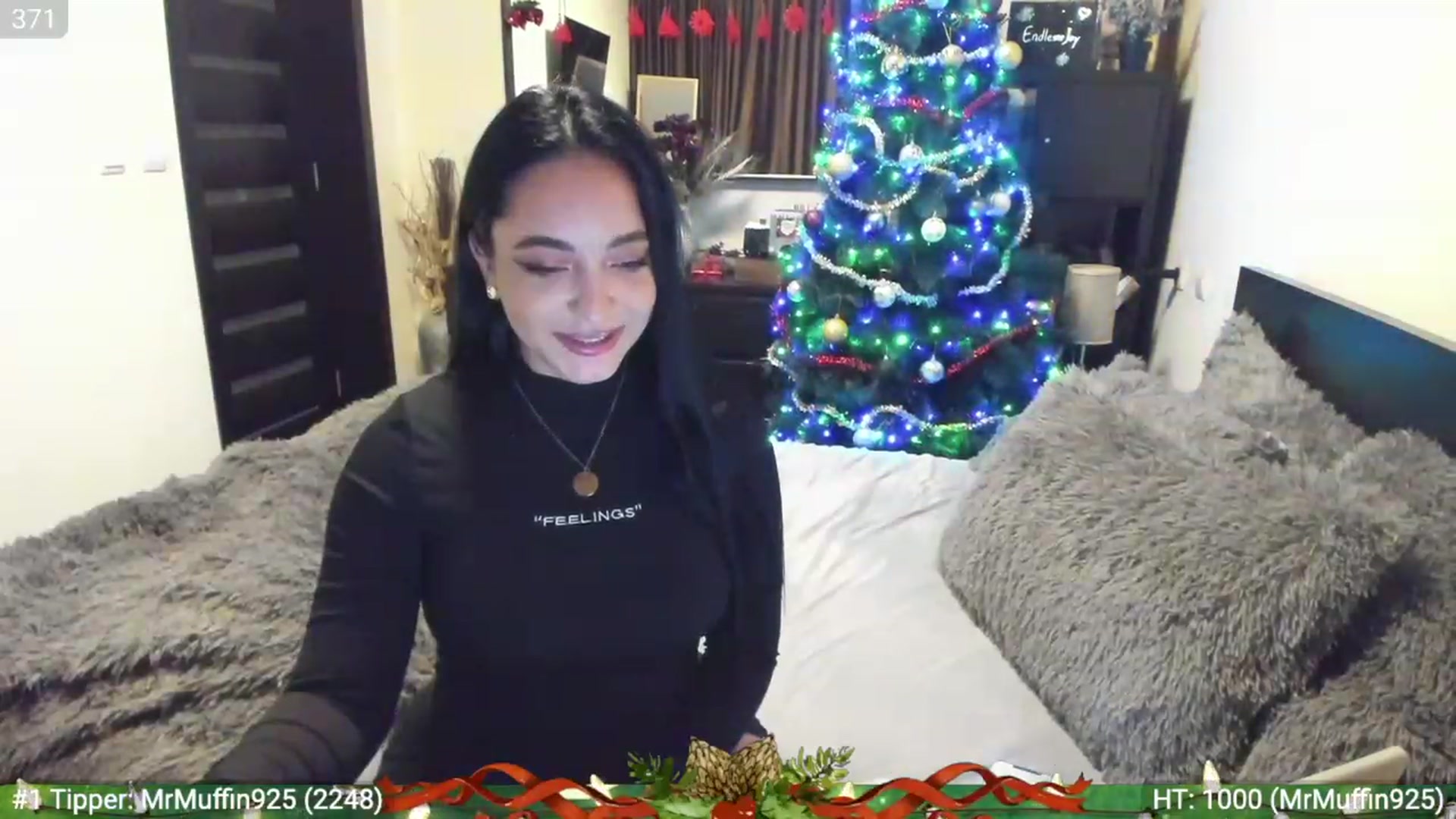 Gallery image thumbnail from EndlesssJoy's myfreecams stream on, 12/17/2022, 03:58 image 16 of 20