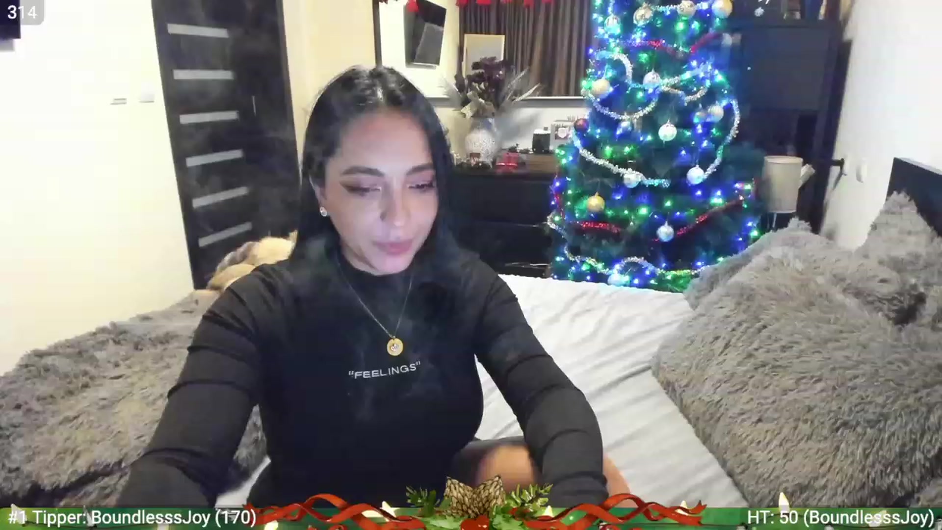 Gallery image thumbnail from EndlesssJoy's myfreecams stream on, 12/17/2022, 09:40 image 10 of 20
