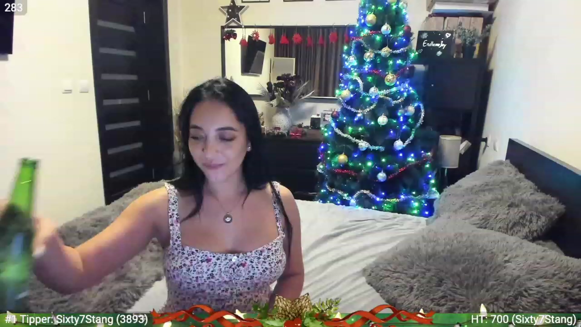Gallery image thumbnail from EndlesssJoy's myfreecams stream on, 12/18/2022, 09:02 image 2 of 20