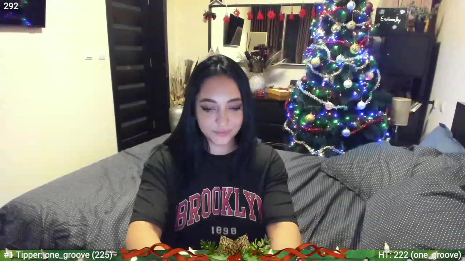 Gallery image thumbnail from EndlesssJoy's myfreecams stream on, 12/22/2022, 03:51 image 8 of 20