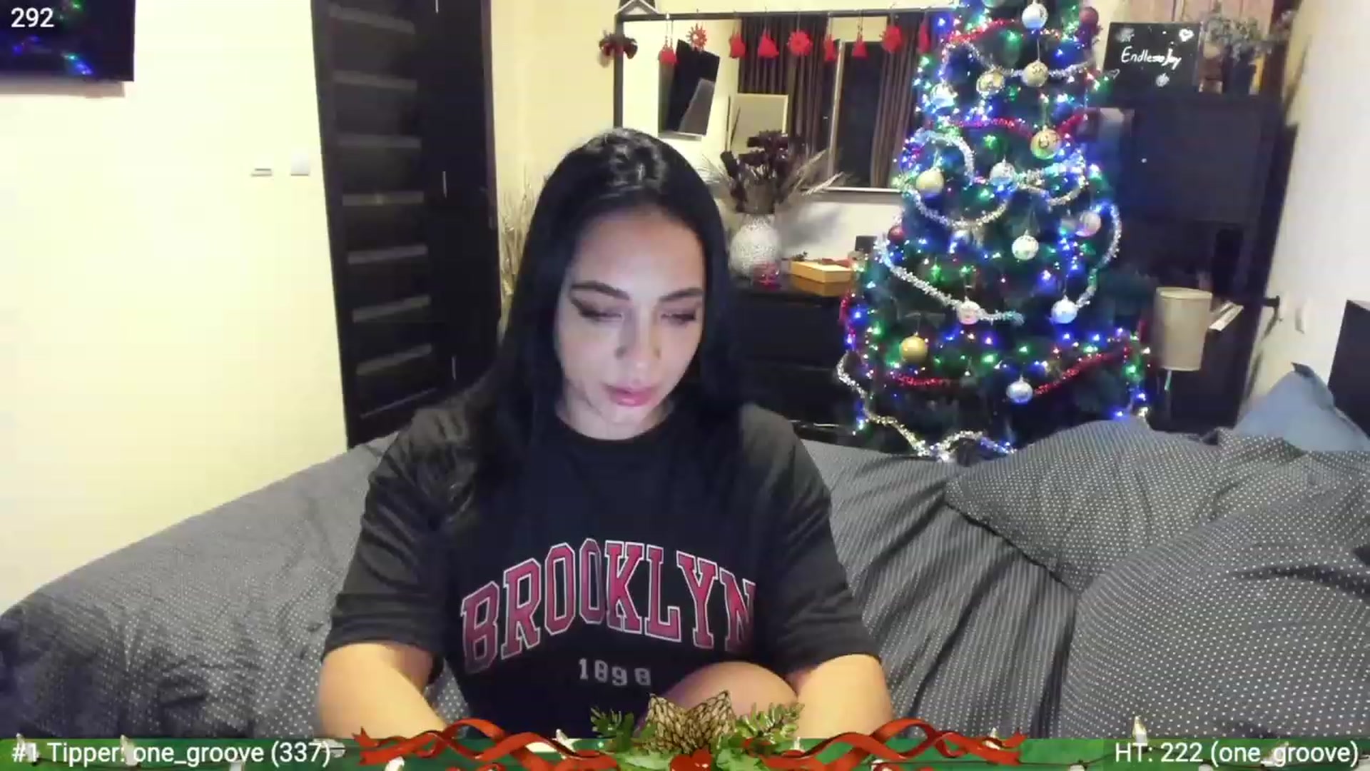 Gallery image thumbnail from EndlesssJoy's myfreecams stream on, 12/22/2022, 03:51 image 13 of 20