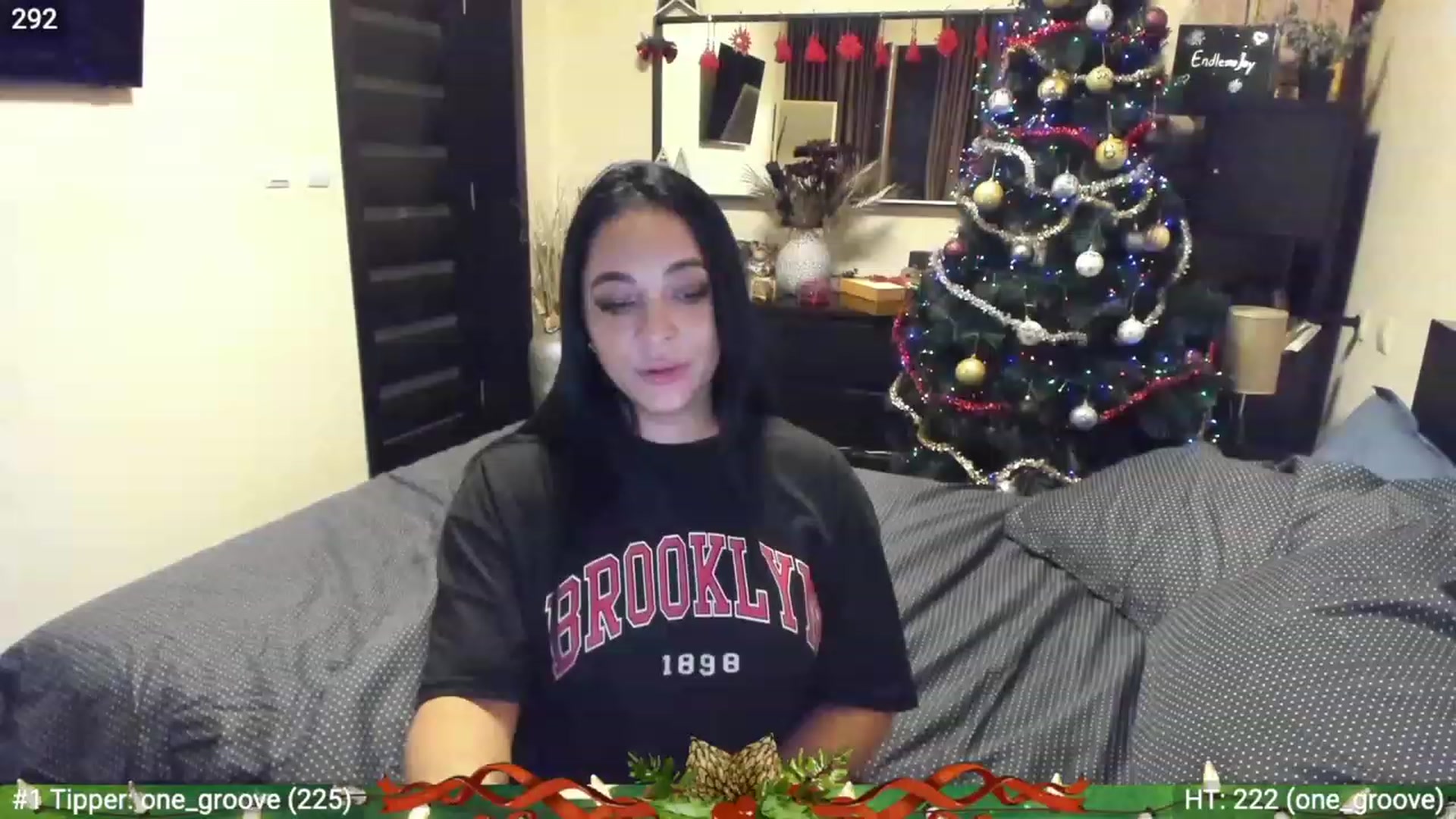 Gallery image thumbnail from EndlesssJoy's myfreecams stream on, 12/22/2022, 03:51 image 7 of 20