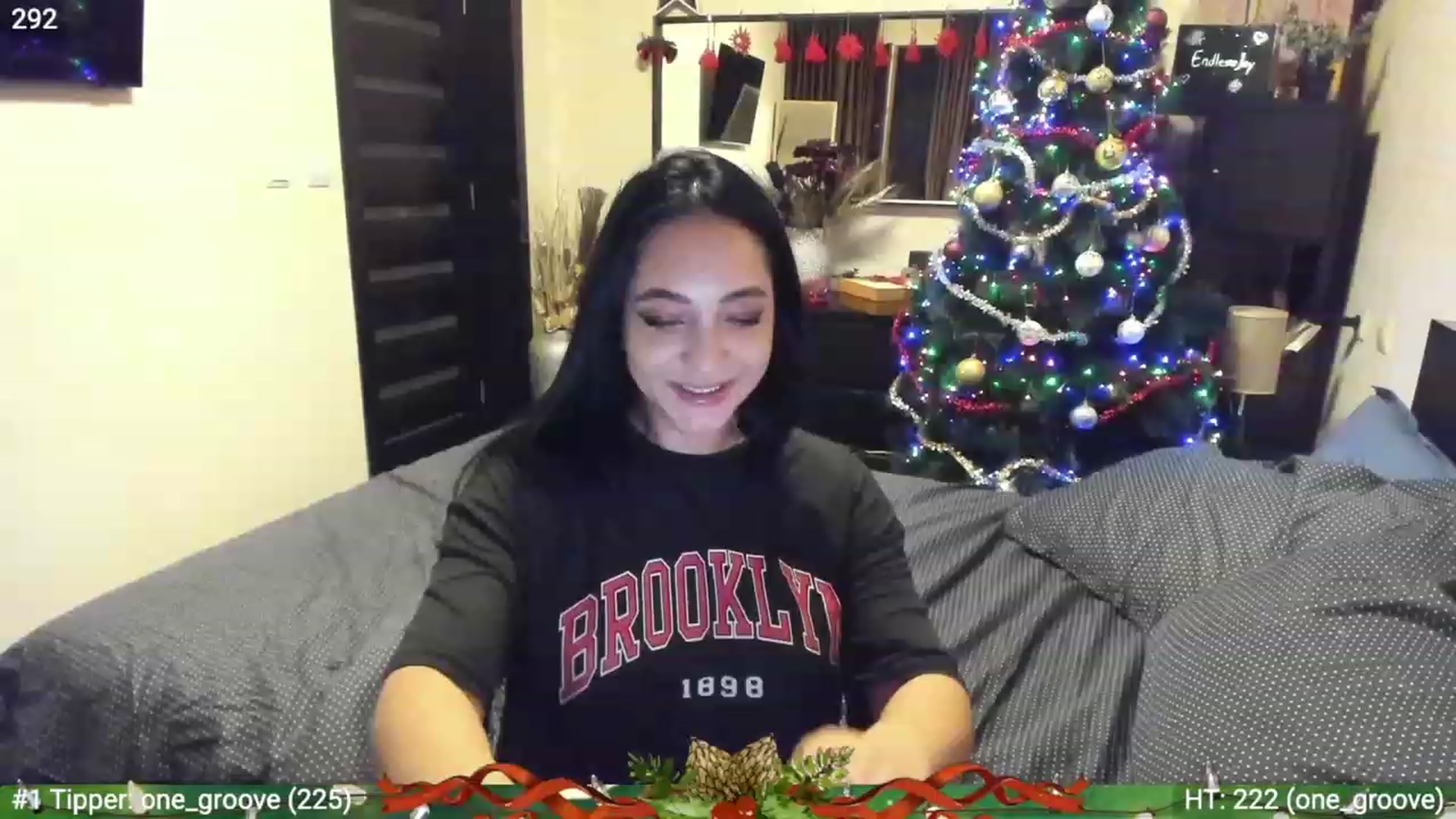 Gallery image thumbnail from EndlesssJoy's myfreecams stream on, 12/22/2022, 03:51 image 9 of 20