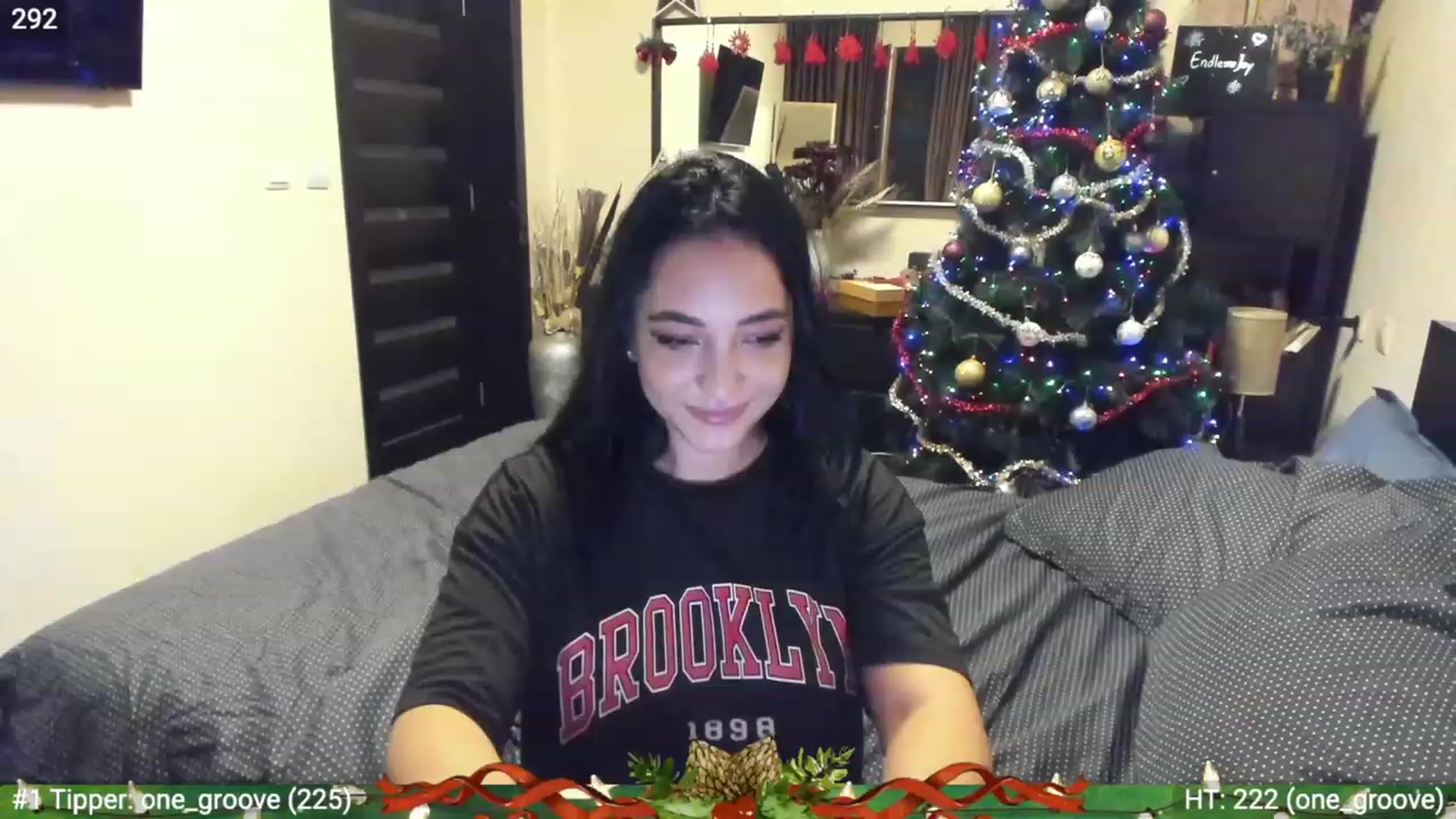 Gallery image thumbnail from EndlesssJoy's myfreecams stream on, 12/22/2022, 03:51 image 2 of 20