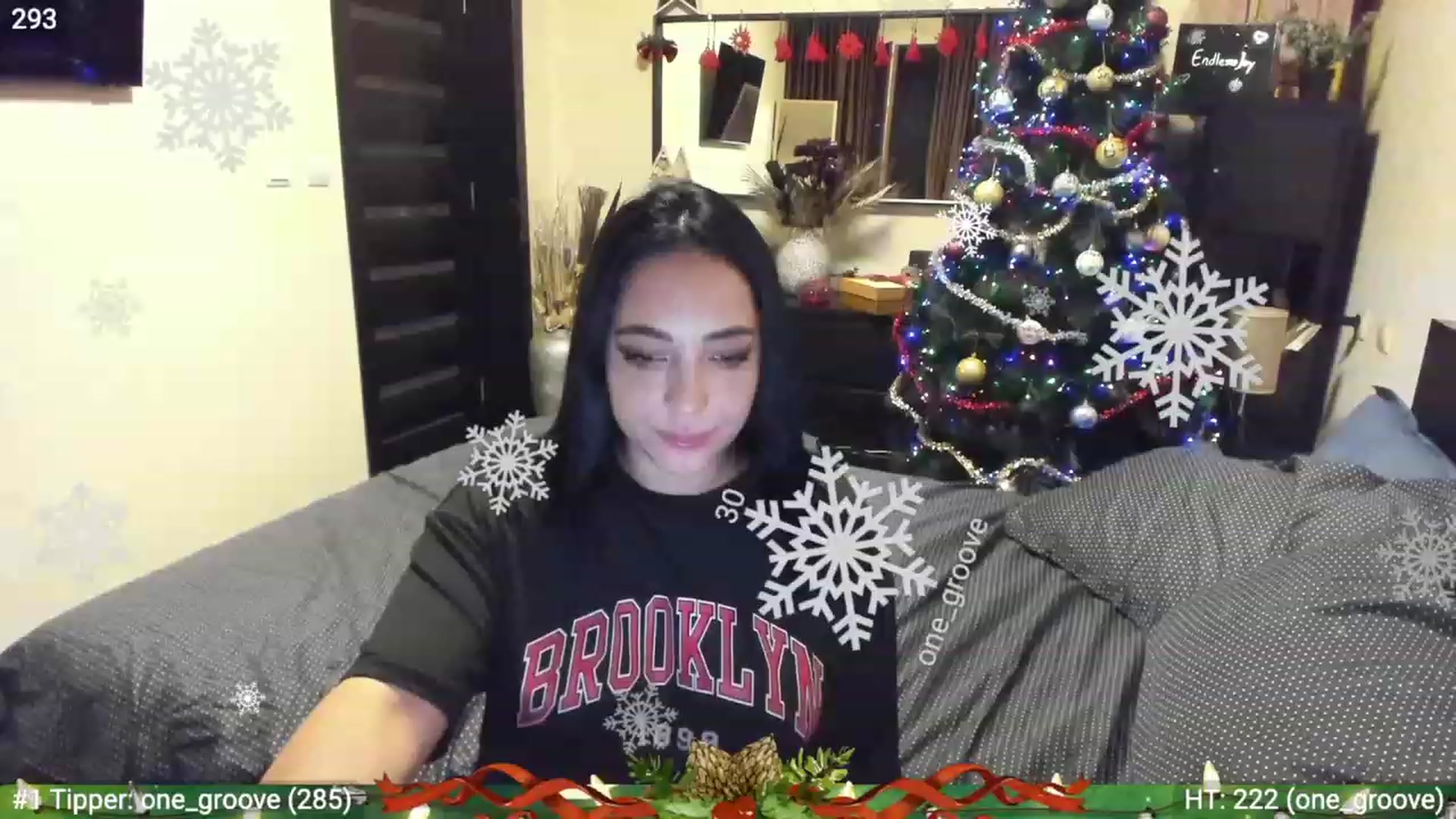 Gallery image thumbnail from EndlesssJoy's myfreecams stream on, 12/22/2022, 03:51 image 12 of 20