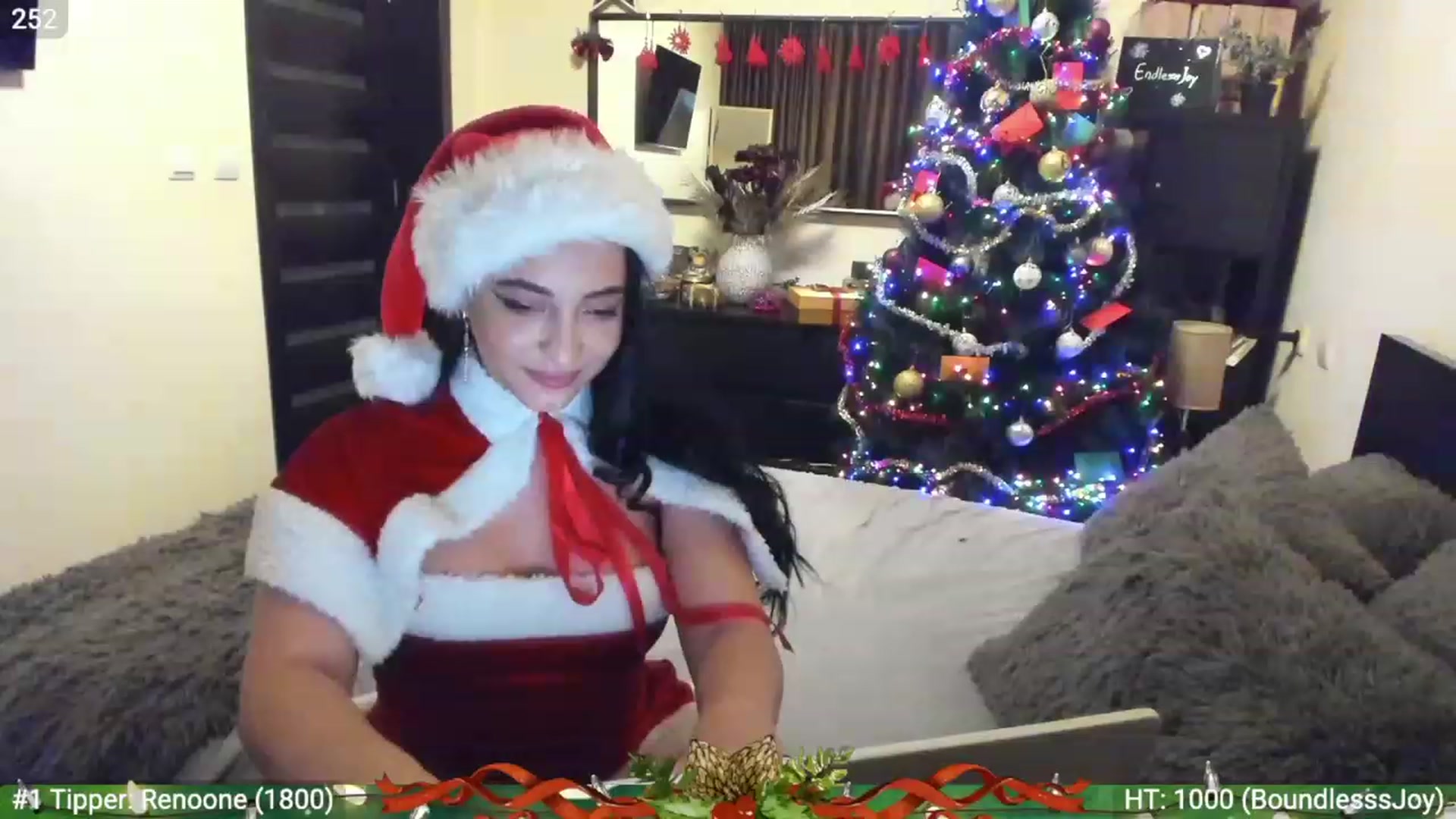 Gallery image thumbnail from EndlesssJoy's myfreecams stream on, 12/25/2022, 06:10 image 7 of 20