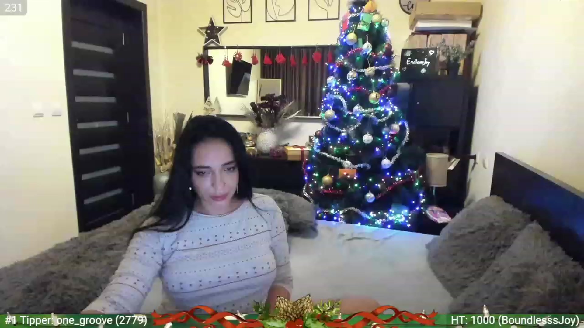 Gallery image thumbnail from EndlesssJoy's myfreecams stream on, 12/25/2022, 08:08 image 11 of 20