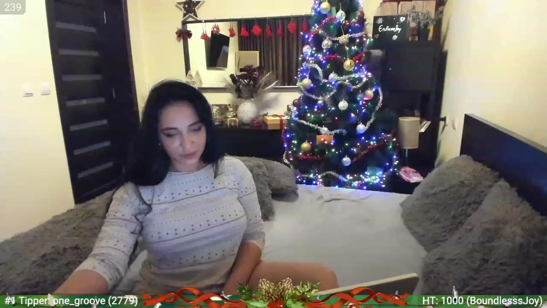 Gallery image thumbnail from EndlesssJoy's myfreecams stream on, 12/25/2022, 08:08 image 7 of 20
