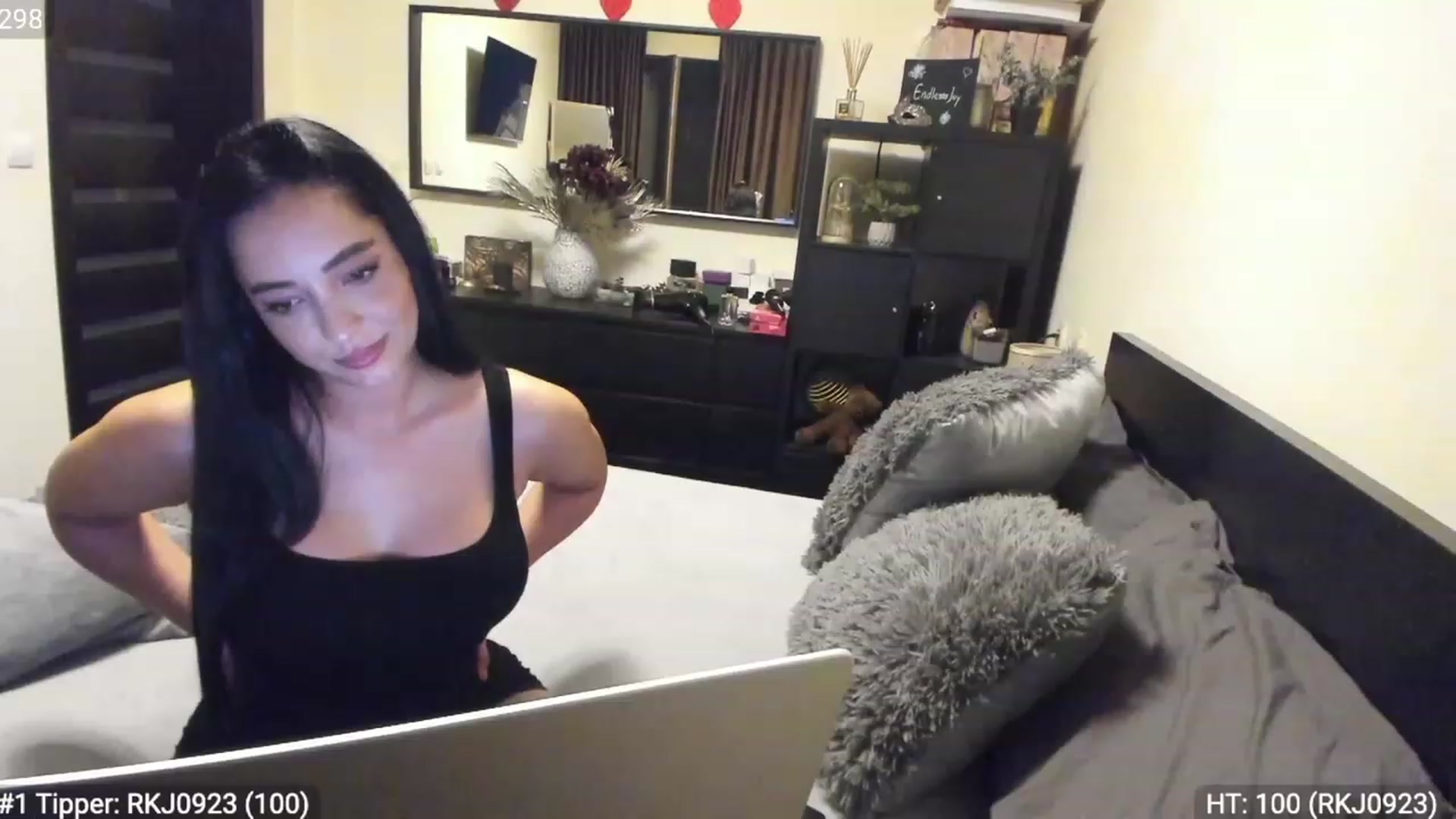 Gallery image thumbnail from EndlesssJoy's myfreecams stream on, 01/19/2023, 03:04 image 20 of 20