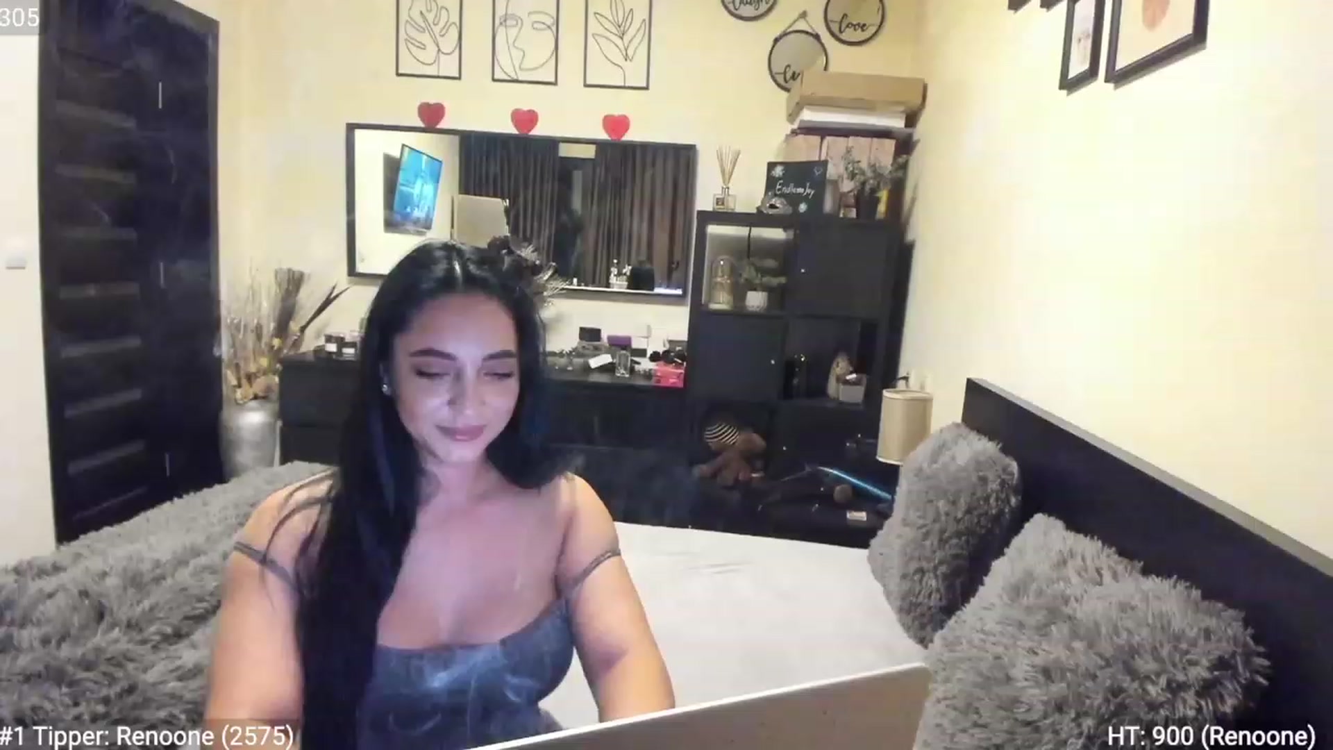 Gallery image thumbnail from EndlesssJoy's myfreecams stream on, 01/22/2023, 03:35 image 12 of 20